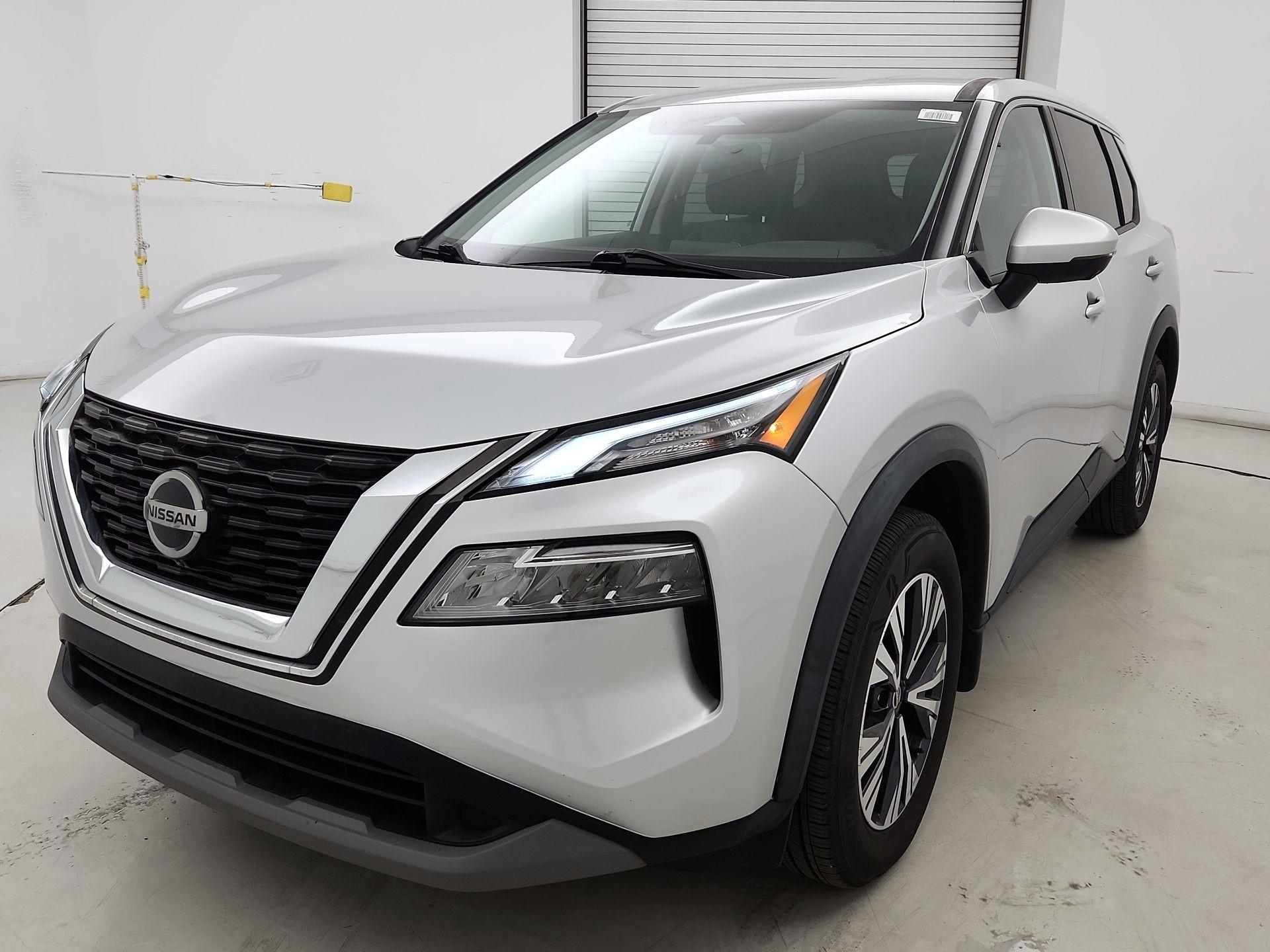 Thumbnail: 2021 Nissan Rogue - 3