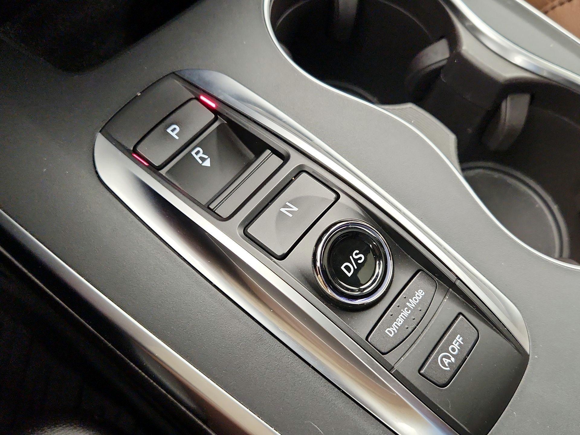 Thumbnail: 2020 Acura MDX - 16