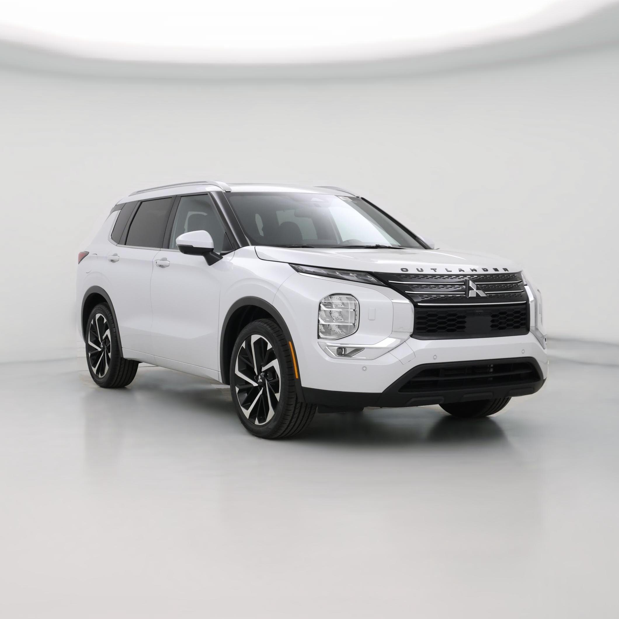 Thumbnail: 2022 Mitsubishi Outlander - 1