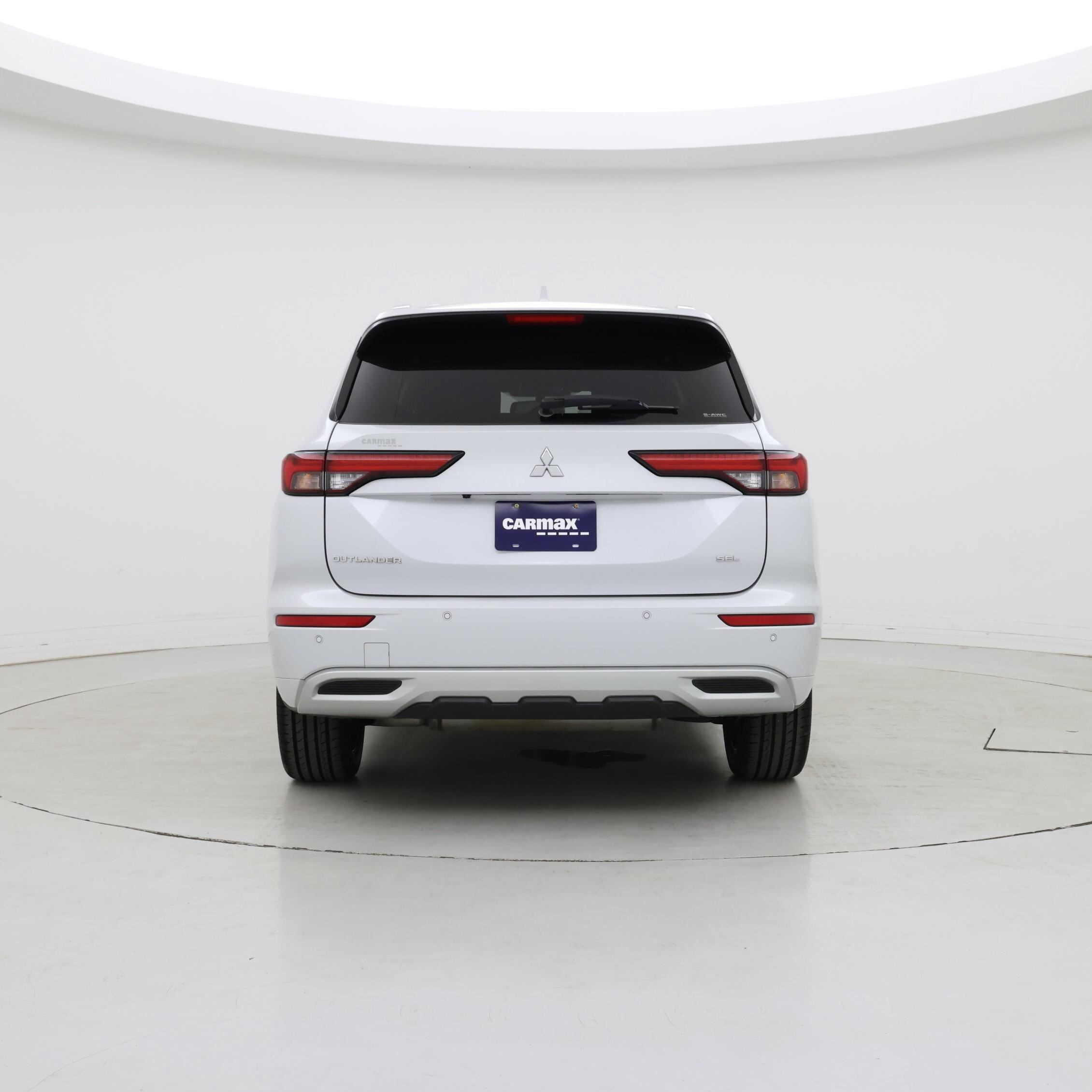 Thumbnail: 2022 Mitsubishi Outlander - 6