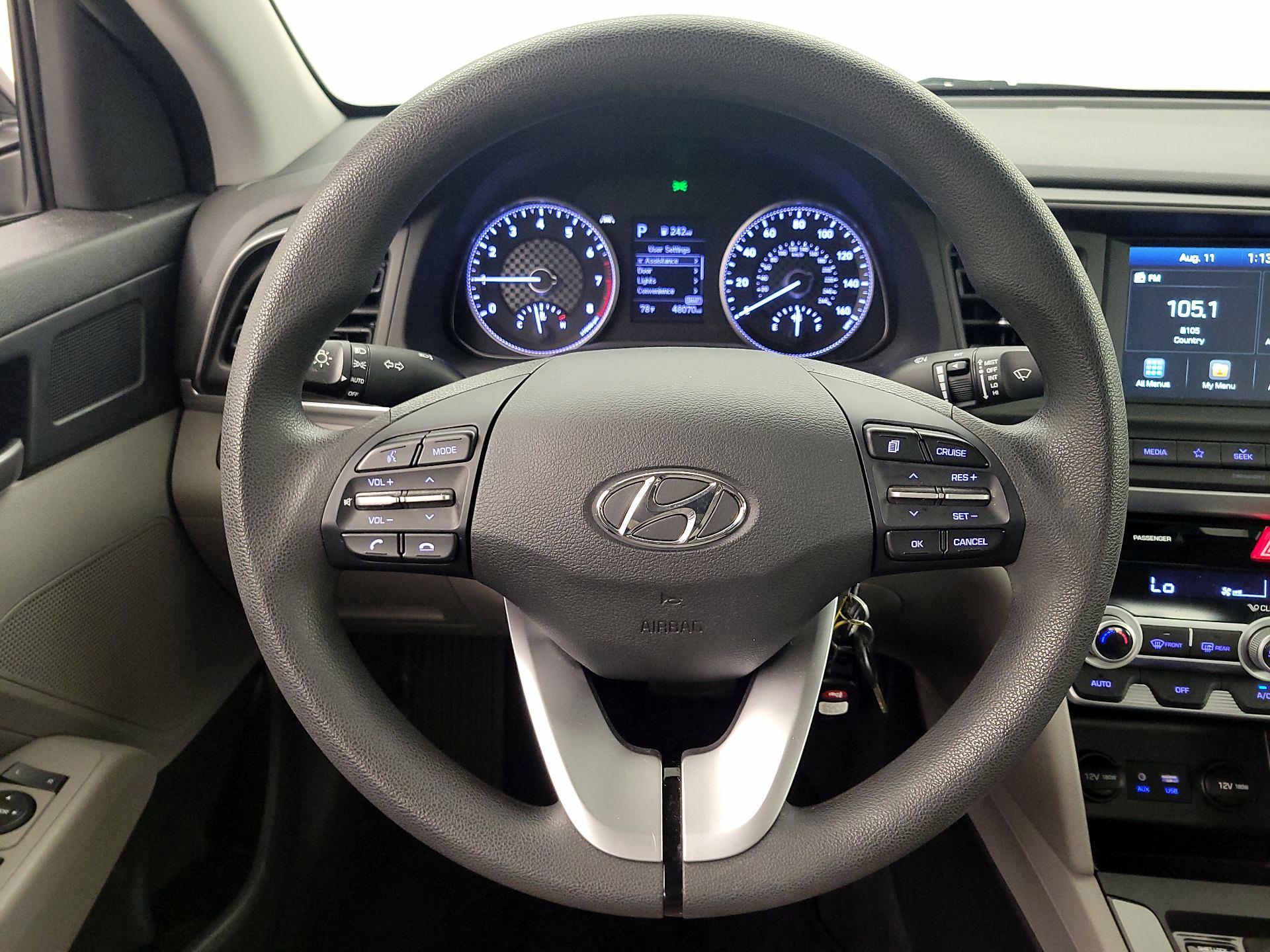 Thumbnail: 2020 Hyundai Elantra - 10