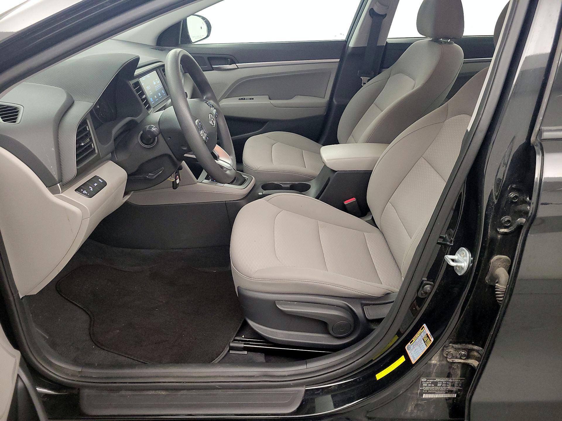 Thumbnail: 2020 Hyundai Elantra - 11