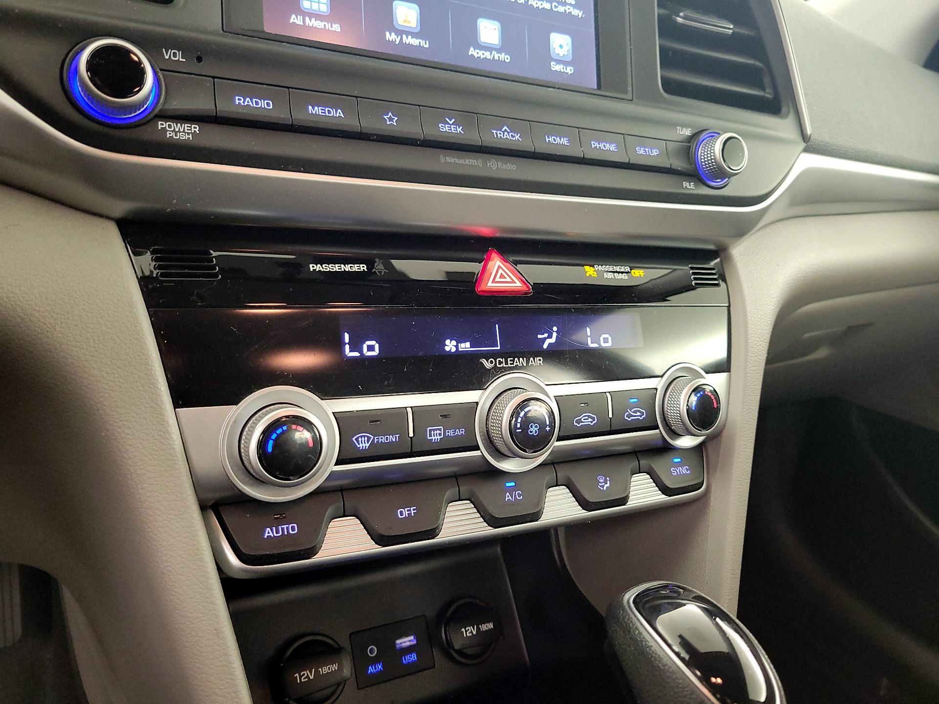 Thumbnail: 2020 Hyundai Elantra - 16