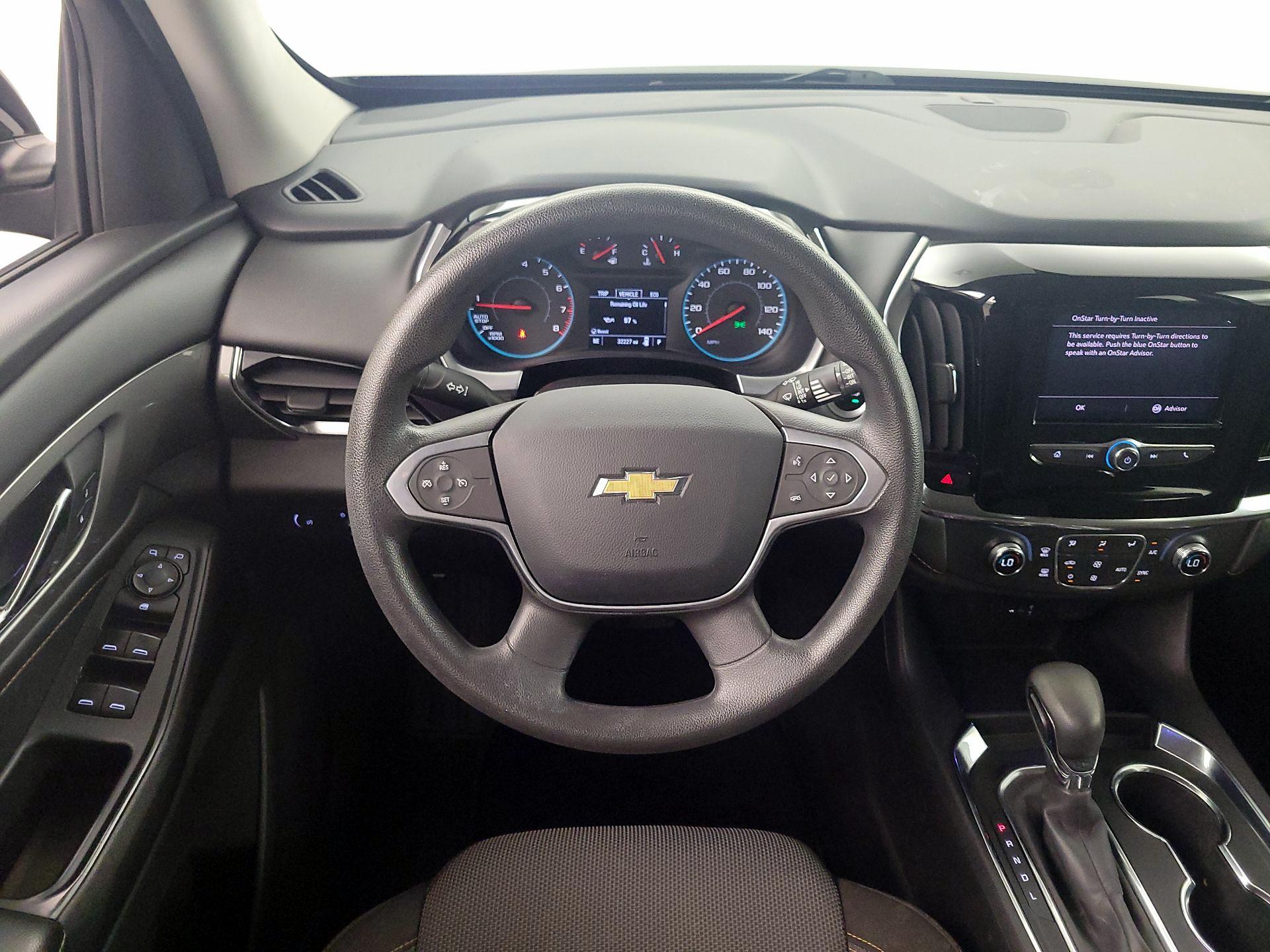 Thumbnail: 2021 Chevrolet Traverse - 10