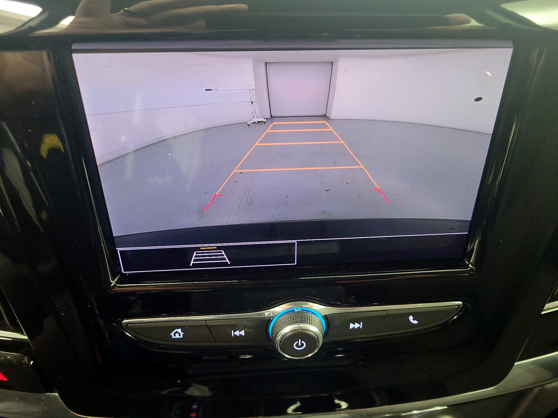 Thumbnail: 2021 Chevrolet Traverse - 15