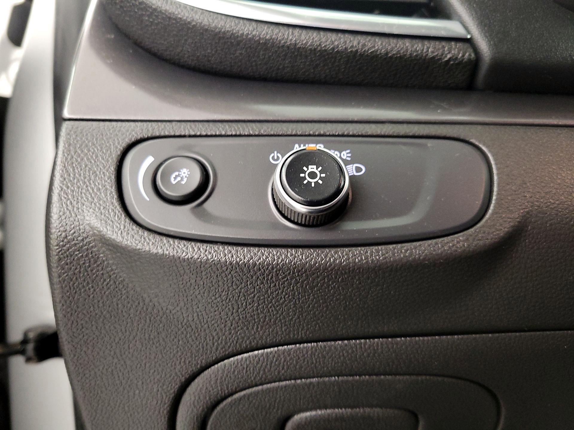 Thumbnail: 2020 Buick Encore - 13