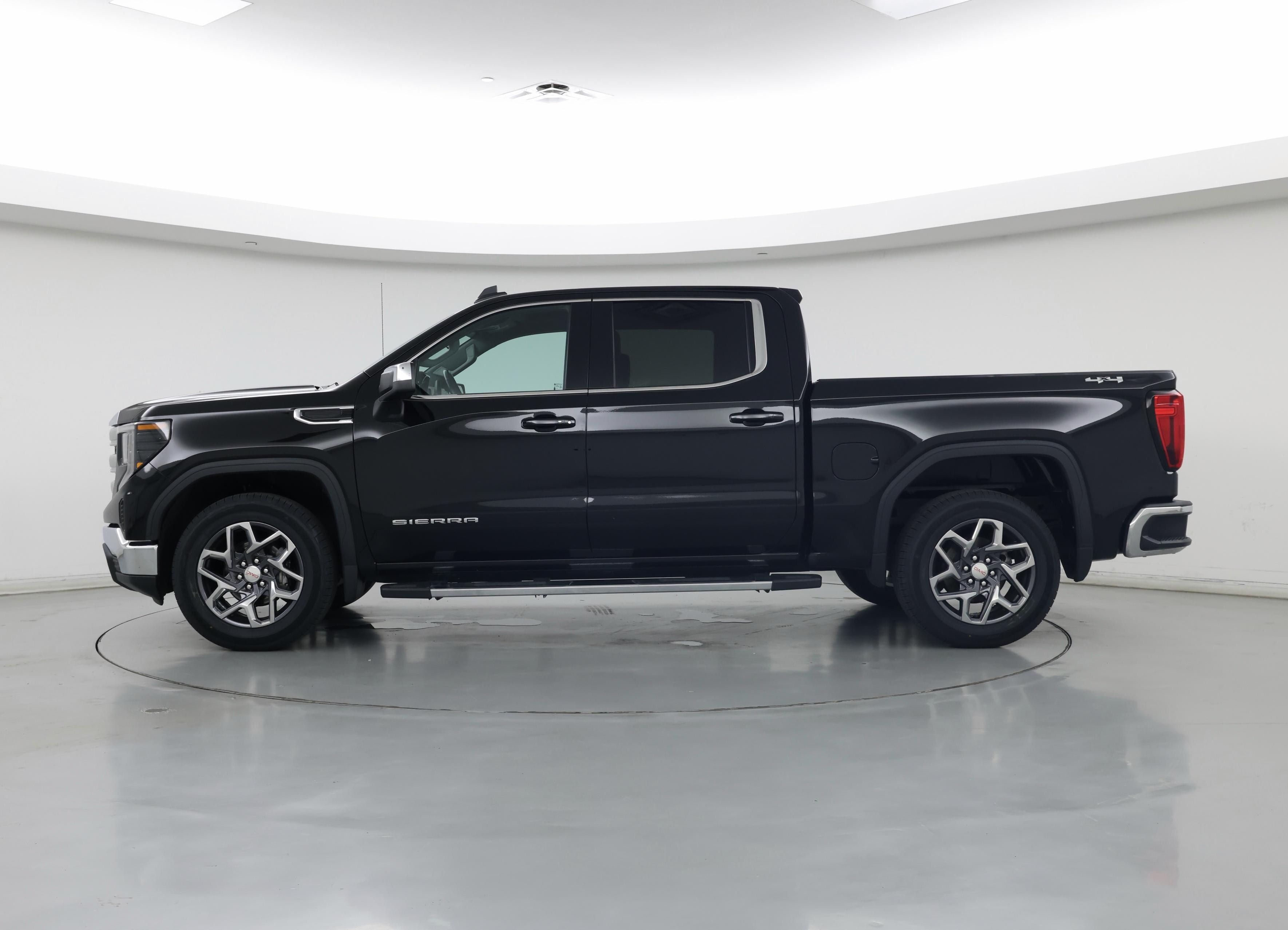Thumbnail: 2022 GMC Sierra 1500 - 3