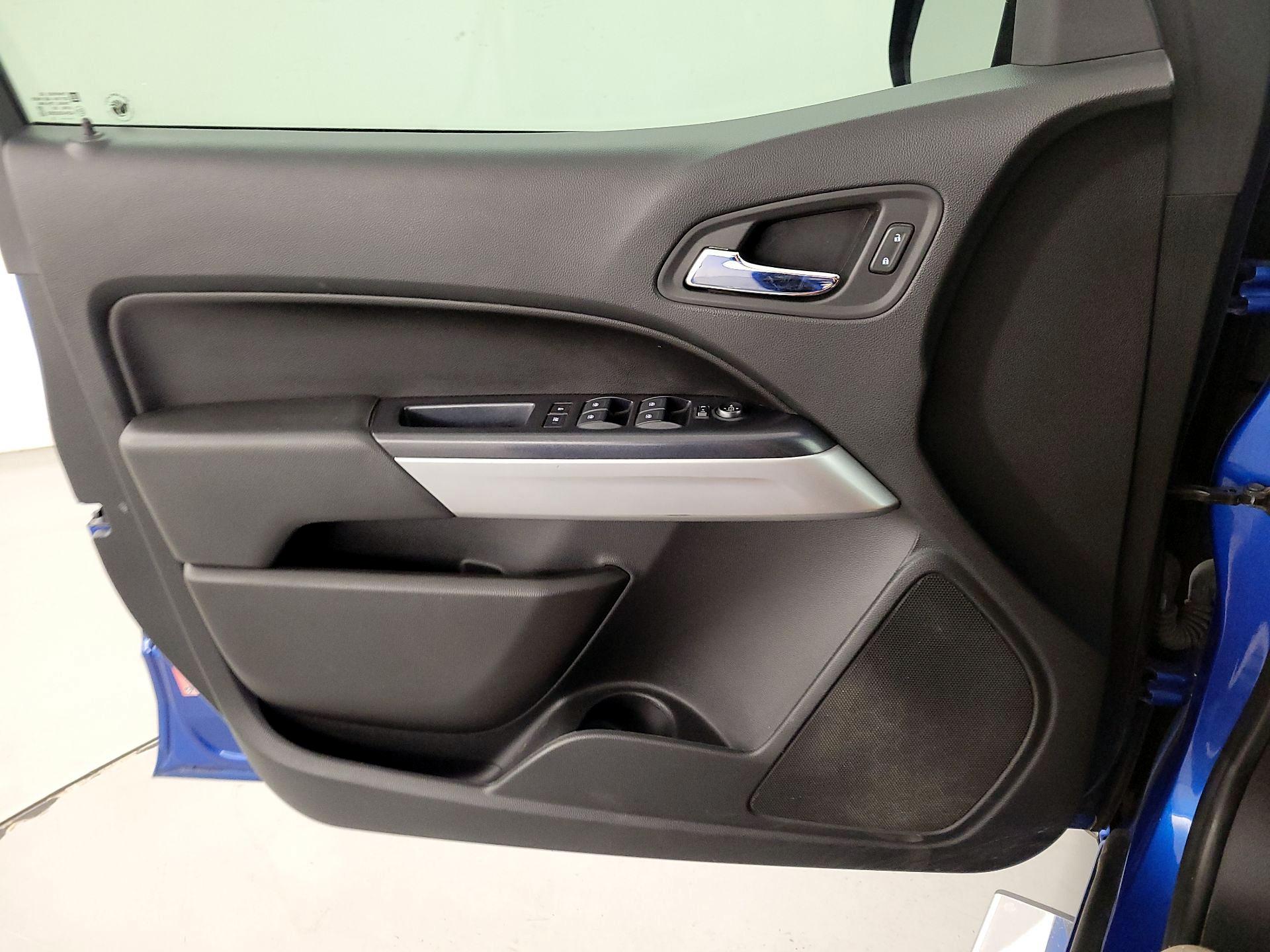 Thumbnail: 2020 Chevrolet Colorado - 12