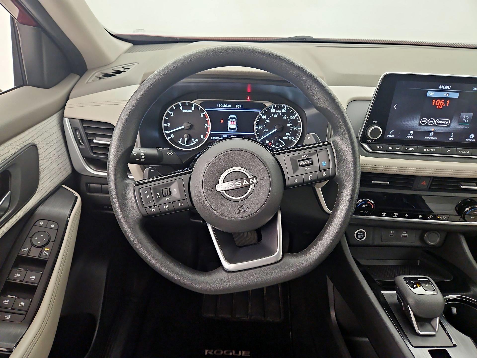 Thumbnail: 2023 Nissan Rogue - 10