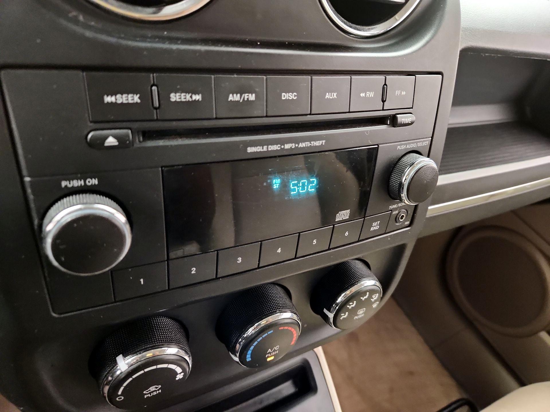 Thumbnail: 2014 Jeep Patriot - 13