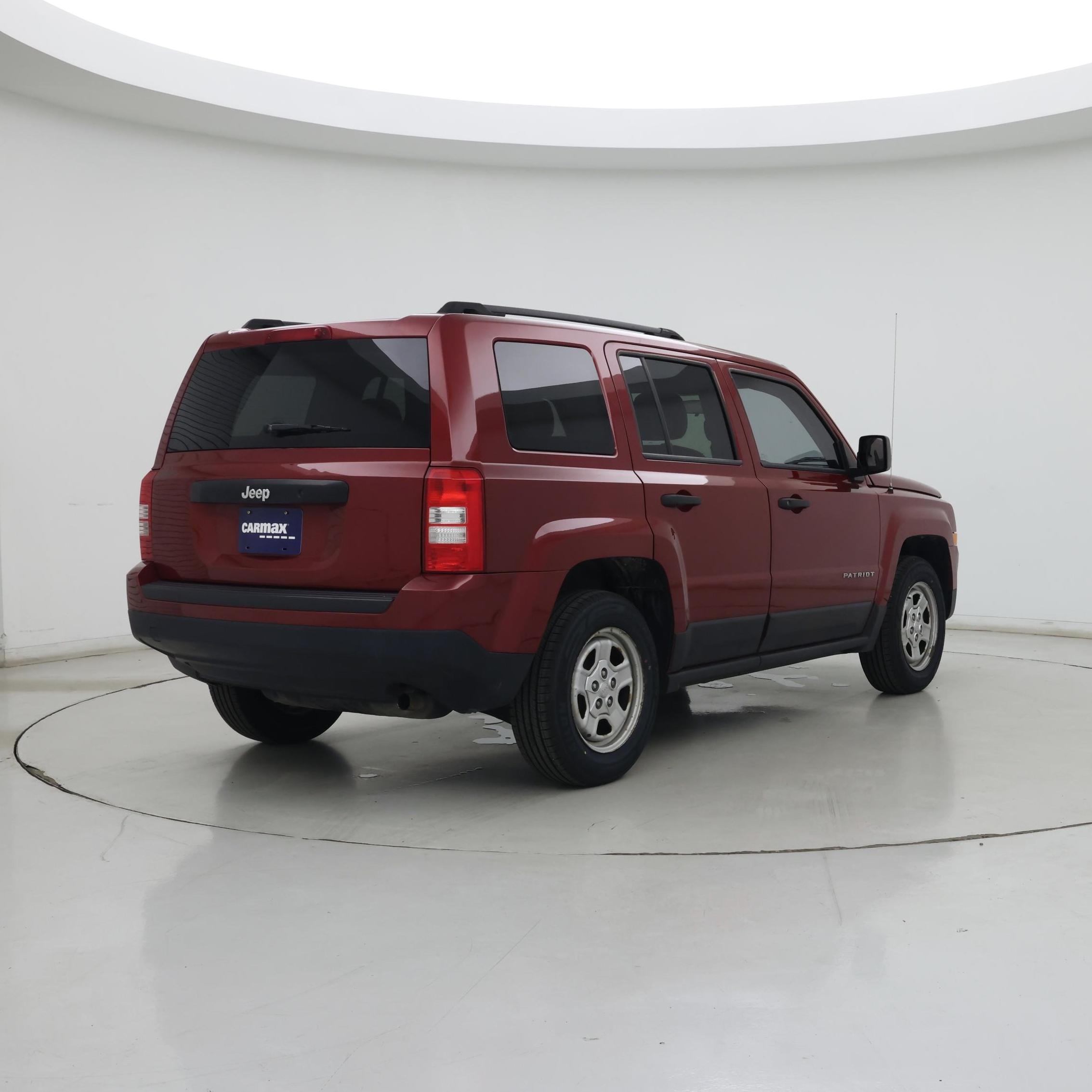 Thumbnail: 2014 Jeep Patriot - 8
