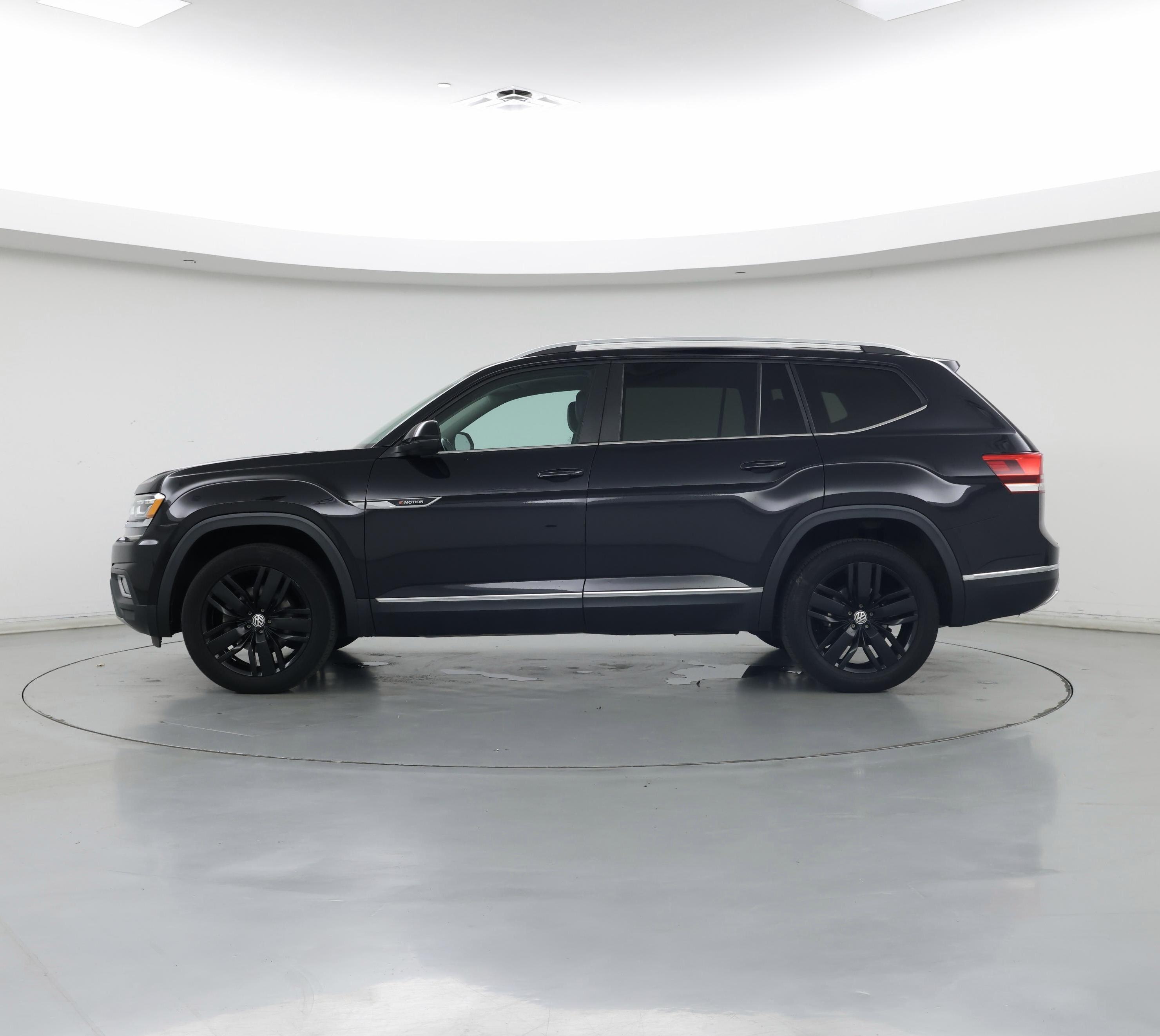Thumbnail: 2019 Volkswagen Atlas - 3