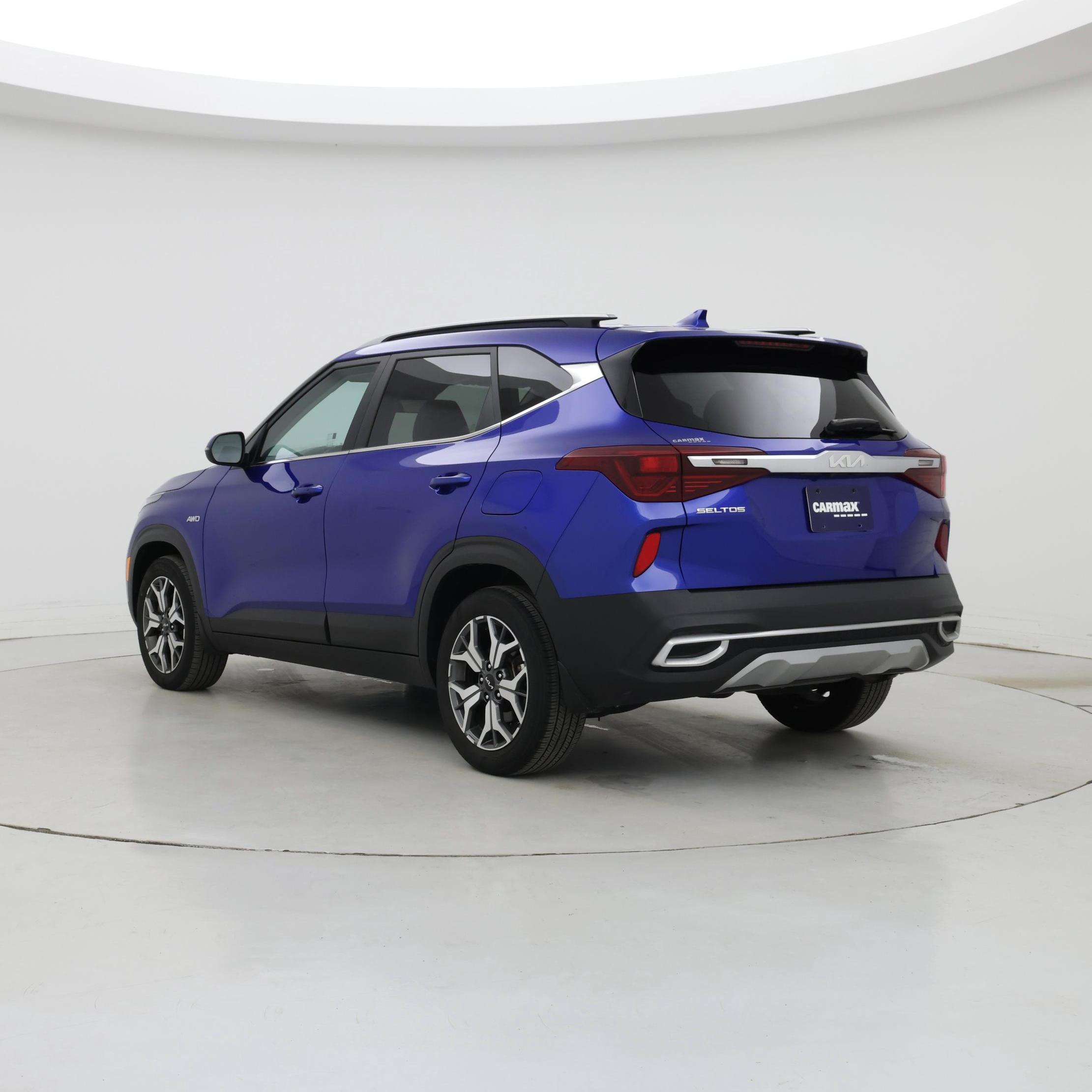 Thumbnail: 2023 Kia Seltos - 2