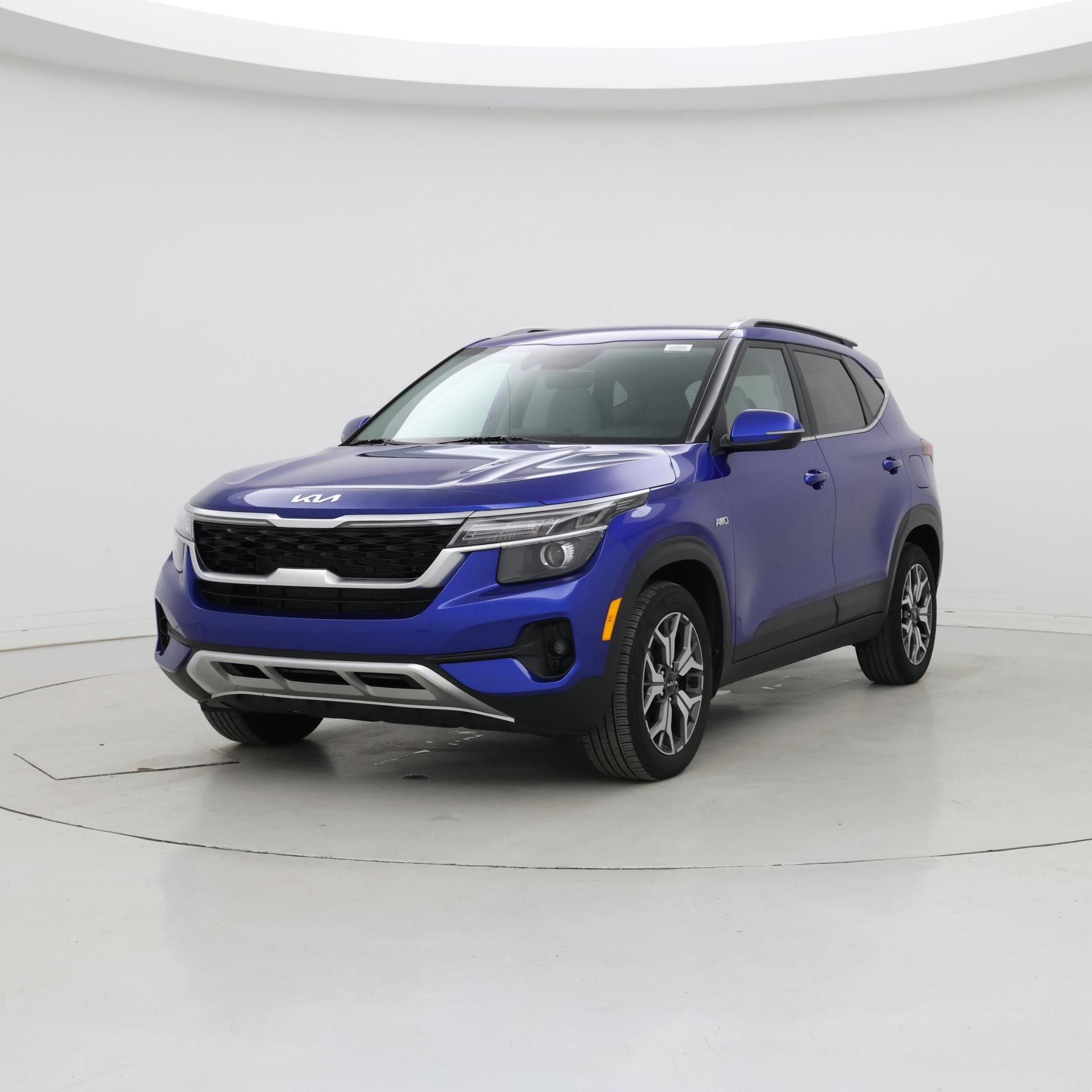 Thumbnail: 2023 Kia Seltos - 4