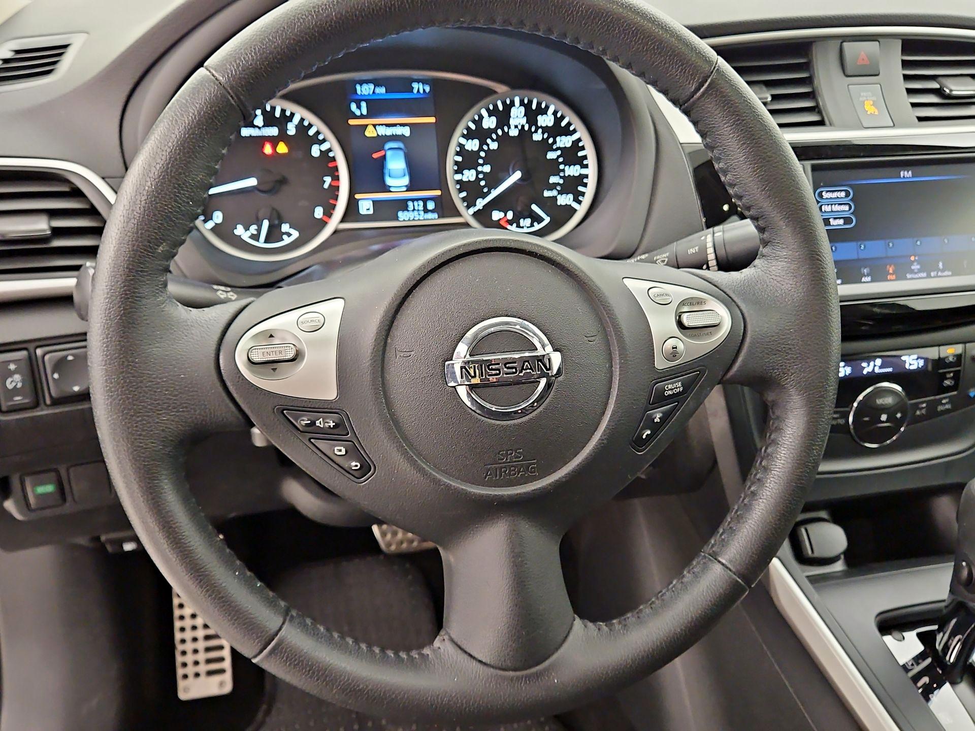 Thumbnail: 2019 Nissan Sentra - 10