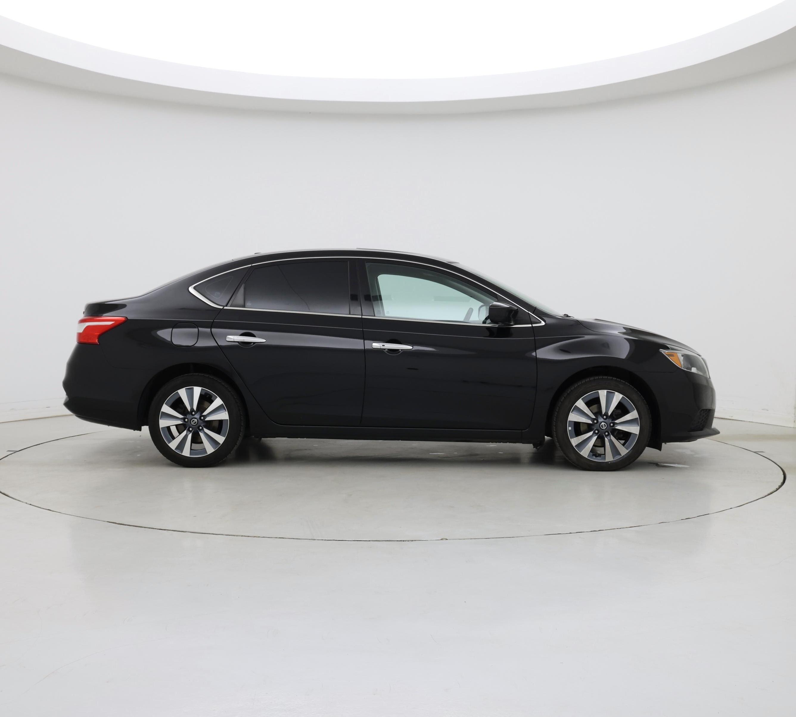 Thumbnail: 2019 Nissan Sentra - 7