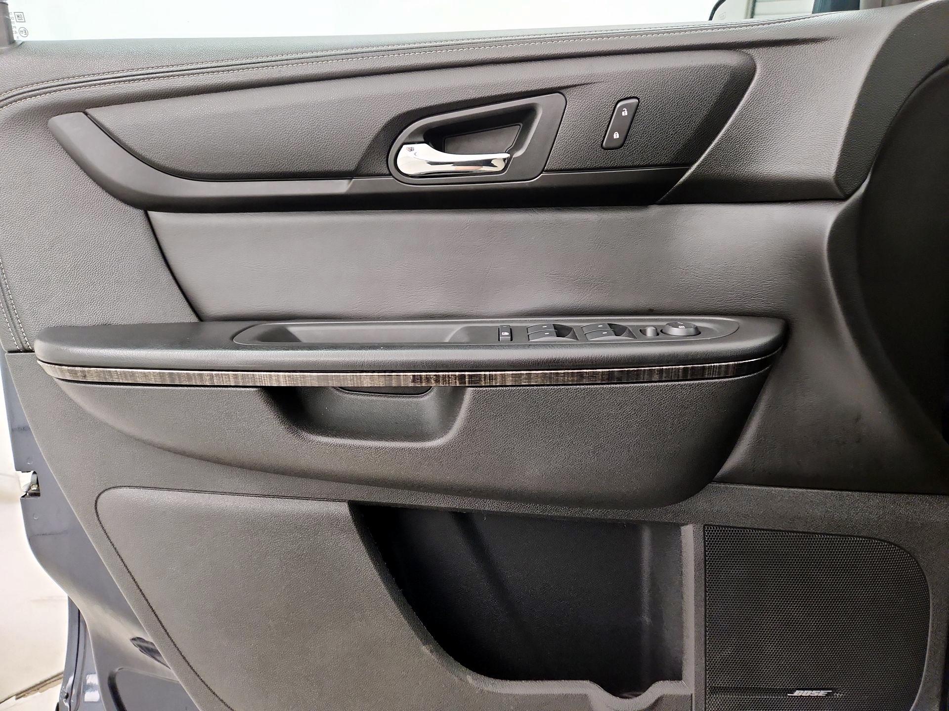 Thumbnail: 2016 GMC Acadia - 12