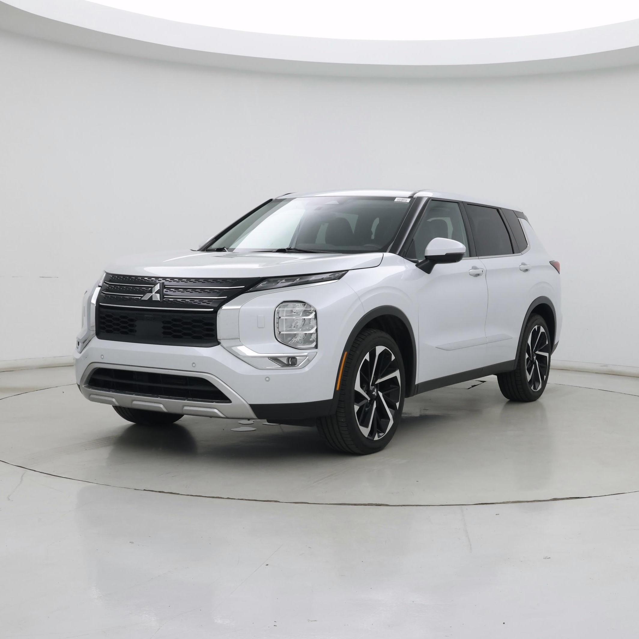 Thumbnail: 2022 Mitsubishi Outlander - 4