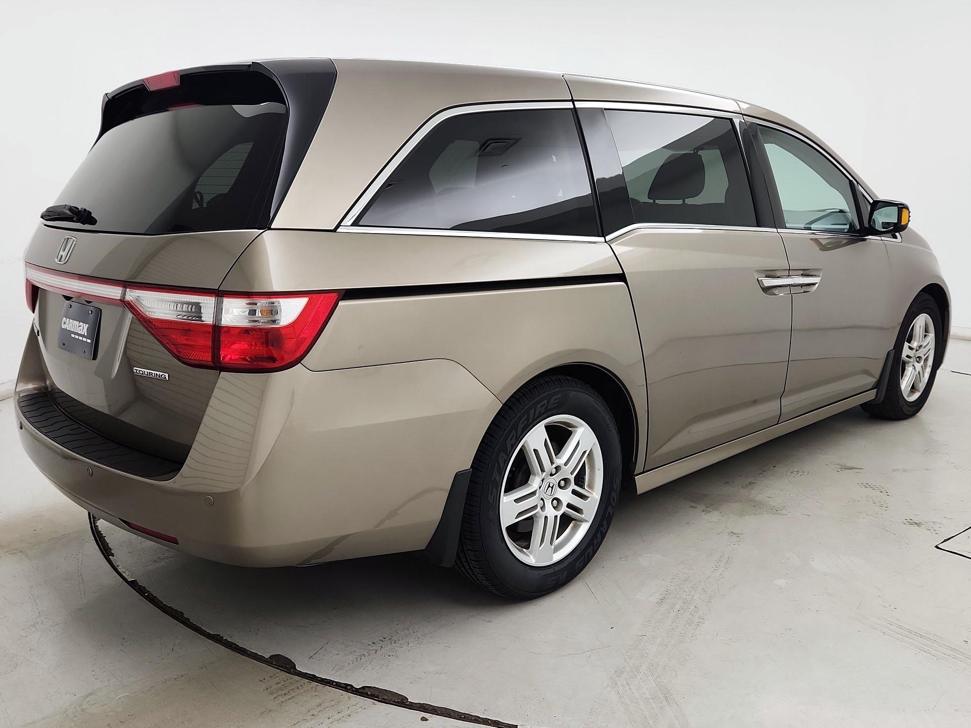 Thumbnail: 2013 Honda Odyssey - 5