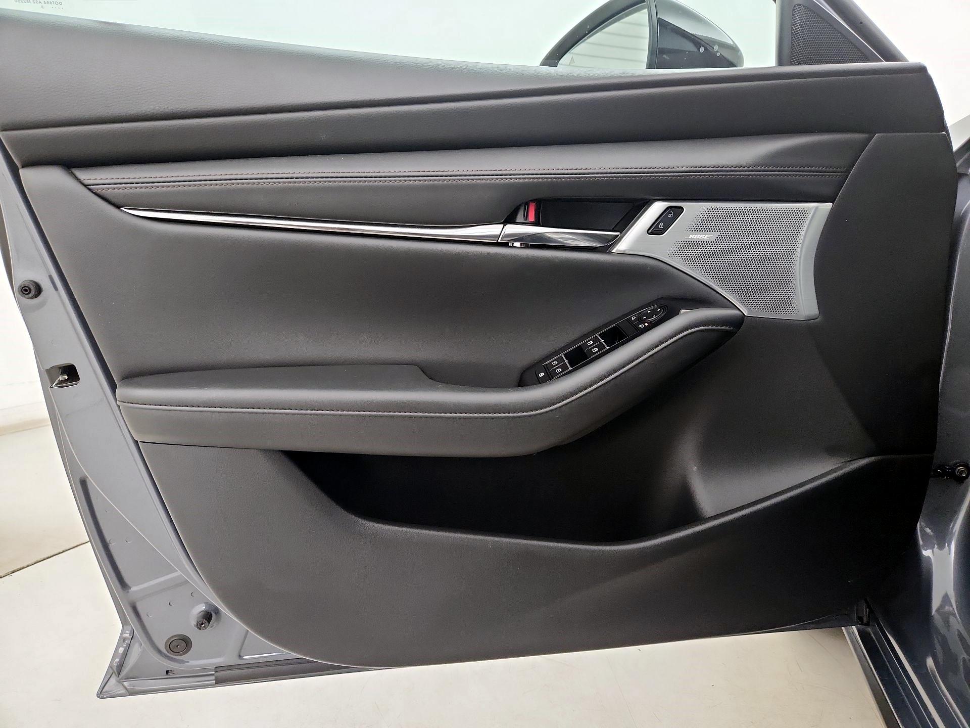 Thumbnail: 2023 Mazda Mazda3 - 12