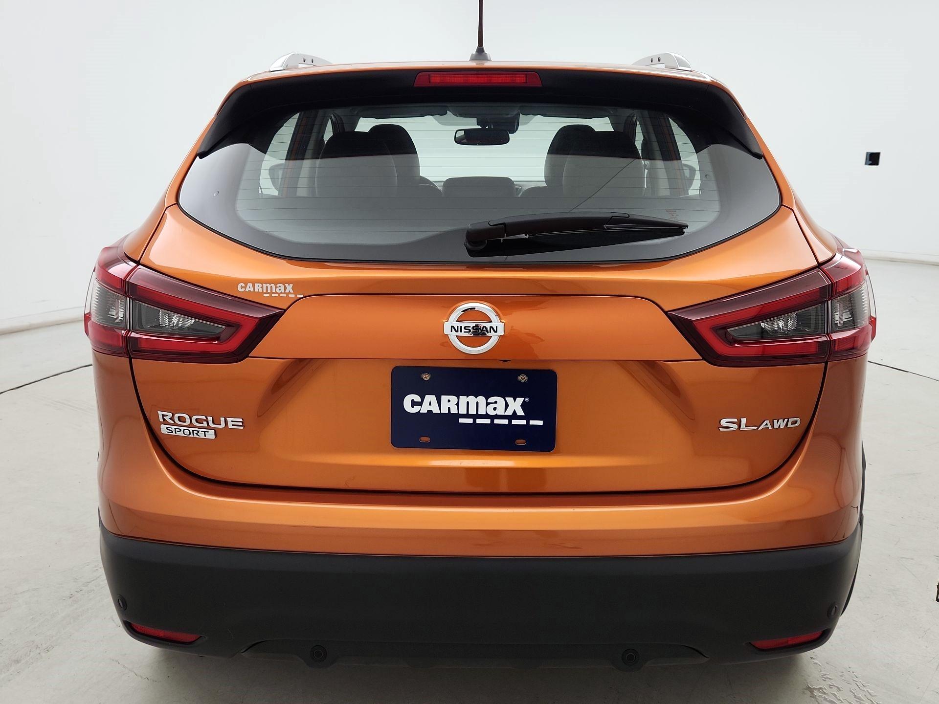 Thumbnail: 2020 Nissan Rogue Sport - 6