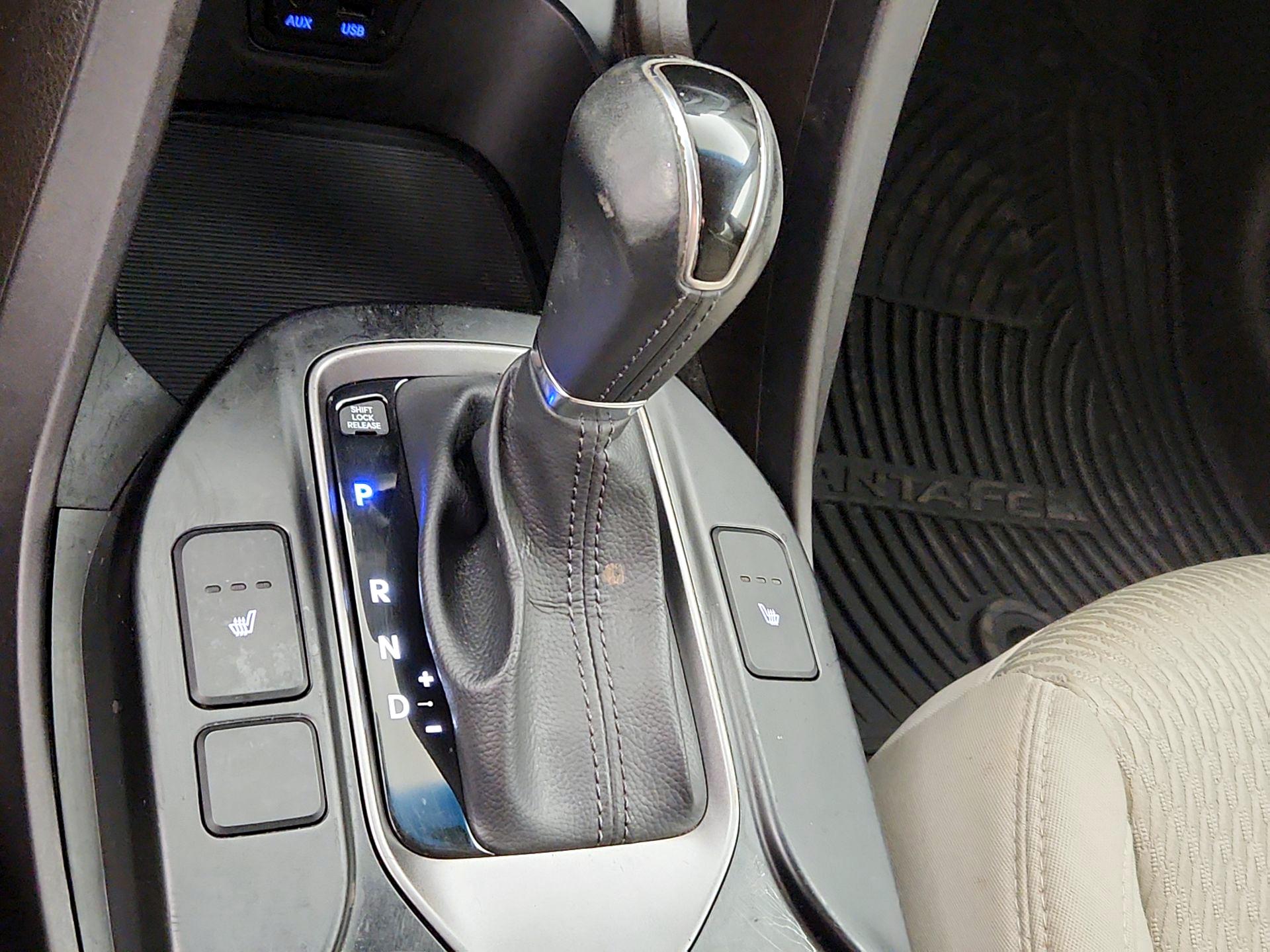 Thumbnail: 2014 Hyundai Santa Fe - 17