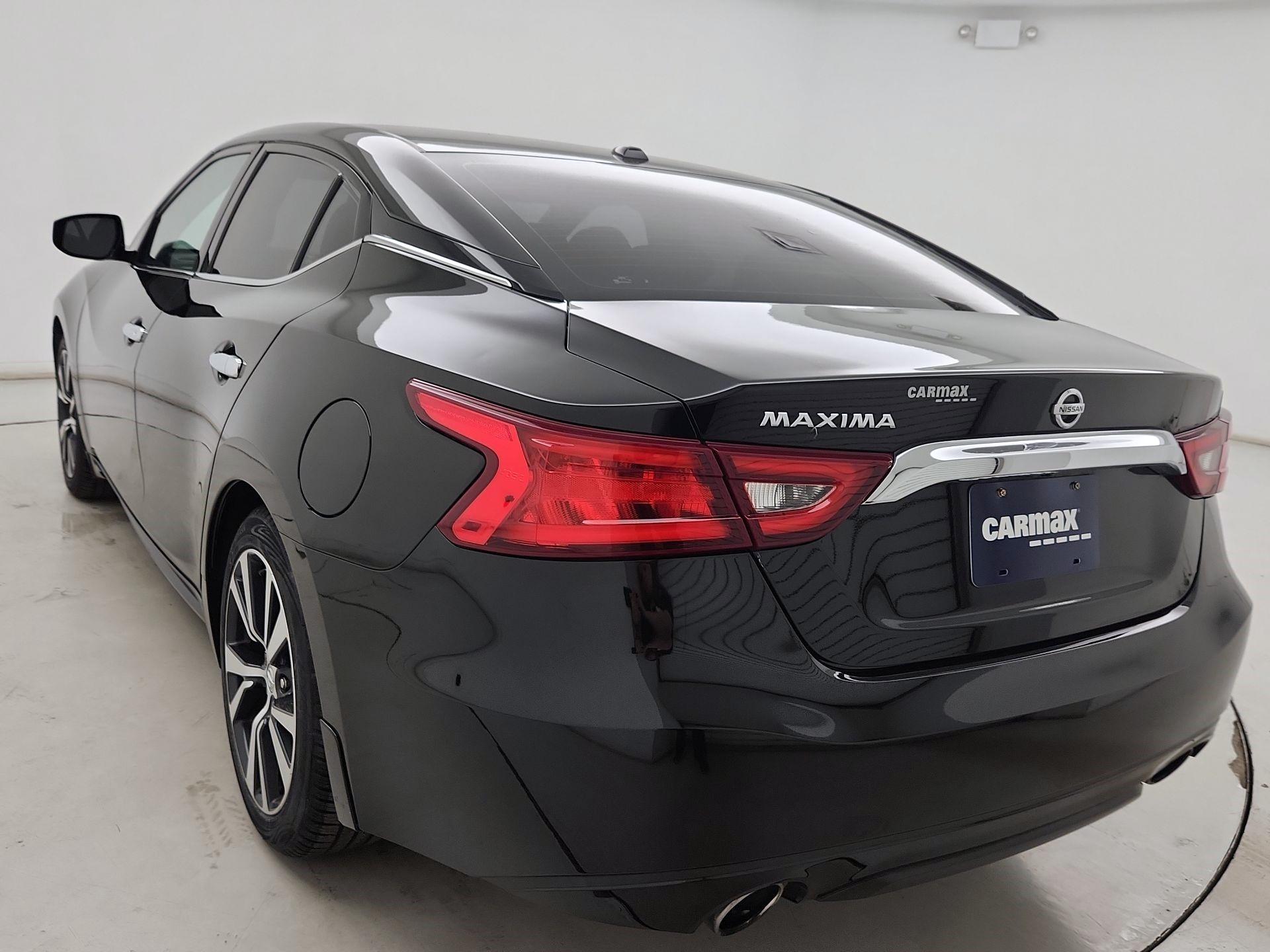 Thumbnail: 2017 Nissan Maxima - 7