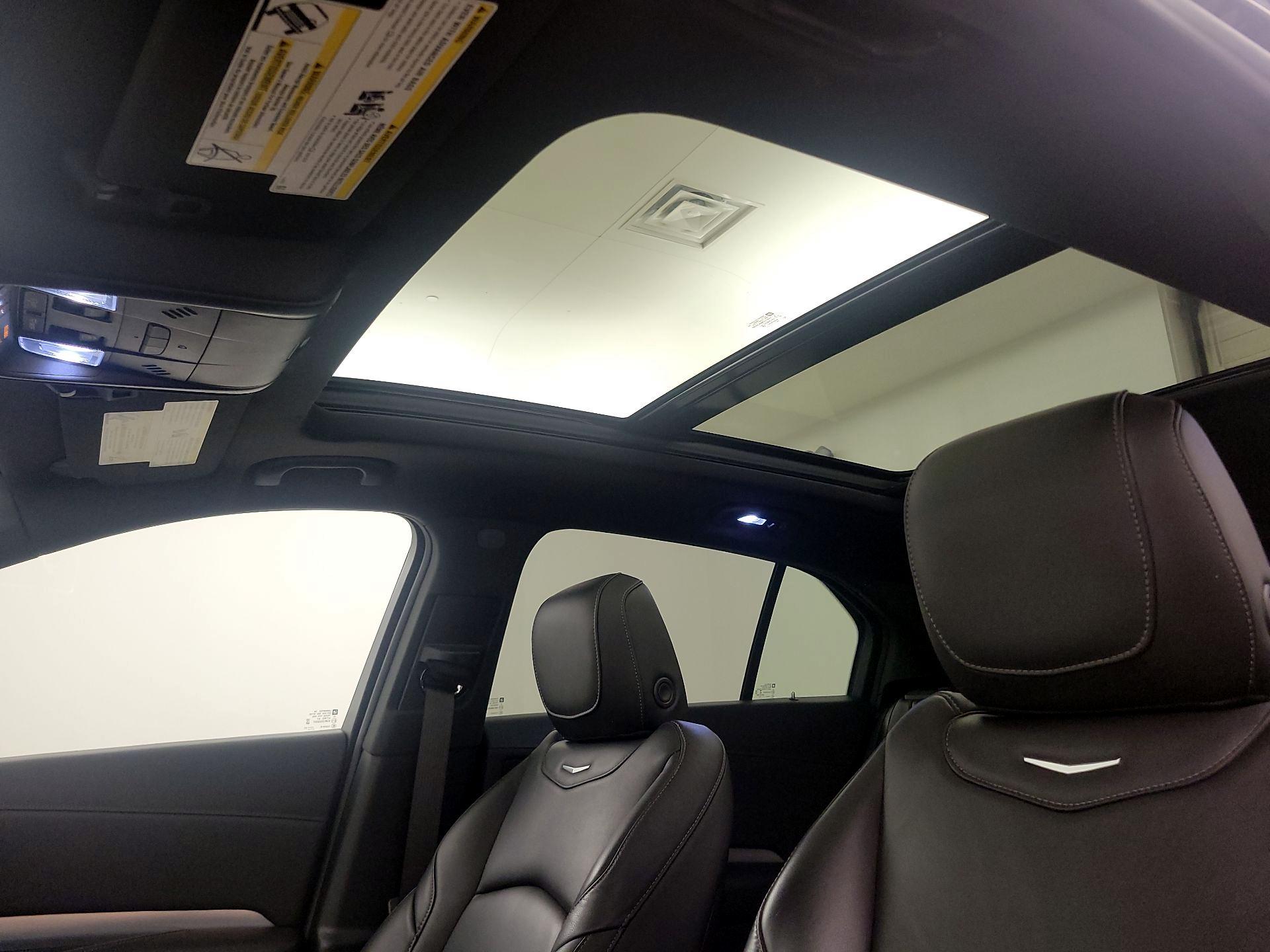 Thumbnail: 2020 Cadillac XT4 - 20