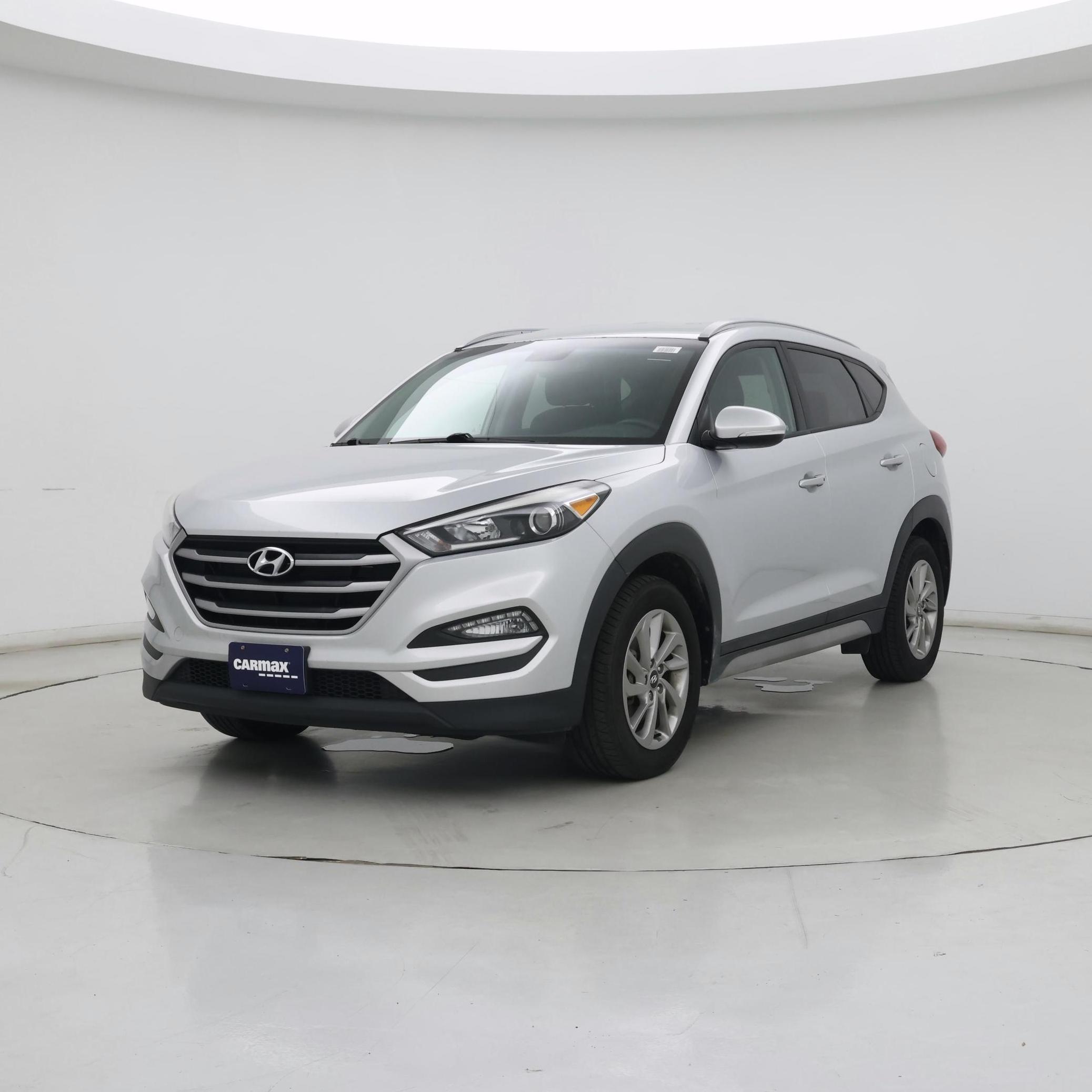 Thumbnail: 2017 Hyundai Tucson - 4