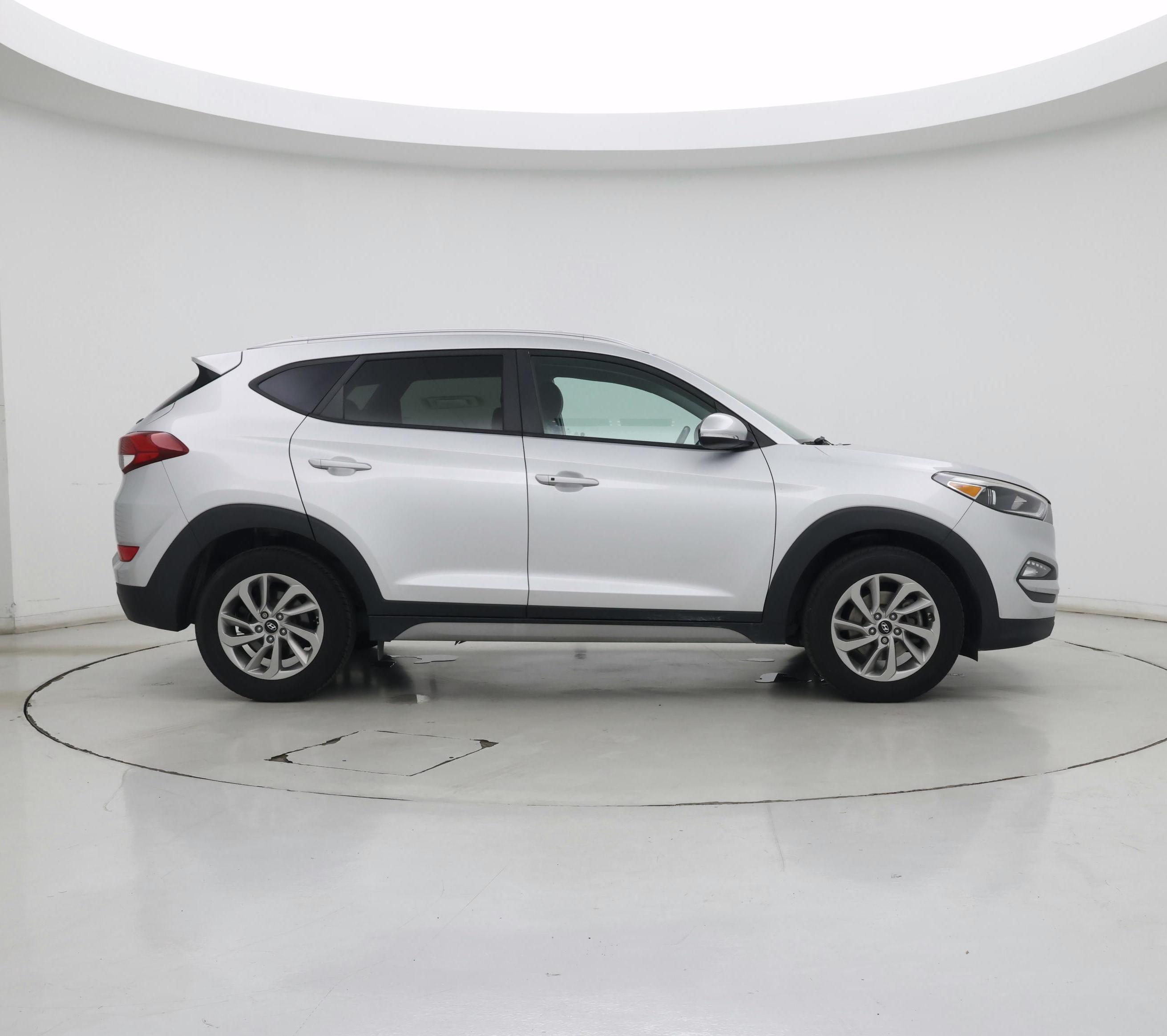 Thumbnail: 2017 Hyundai Tucson - 7