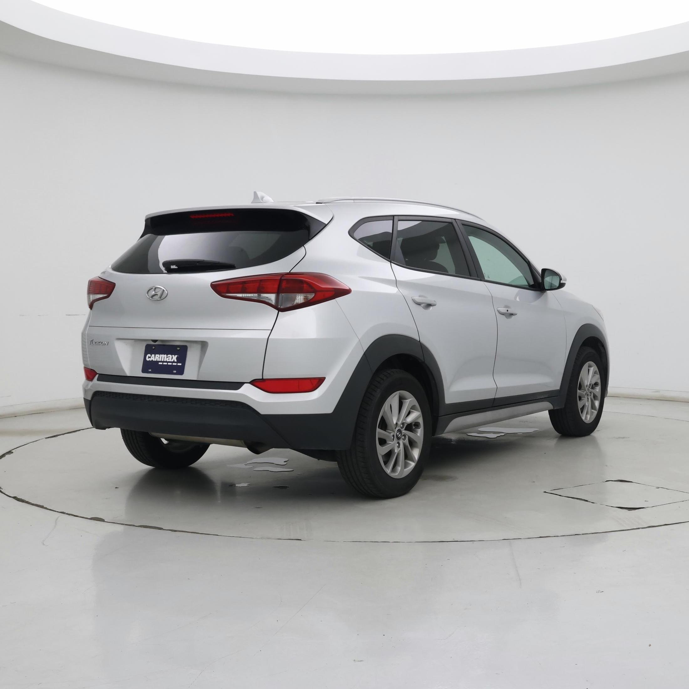 Thumbnail: 2017 Hyundai Tucson - 8