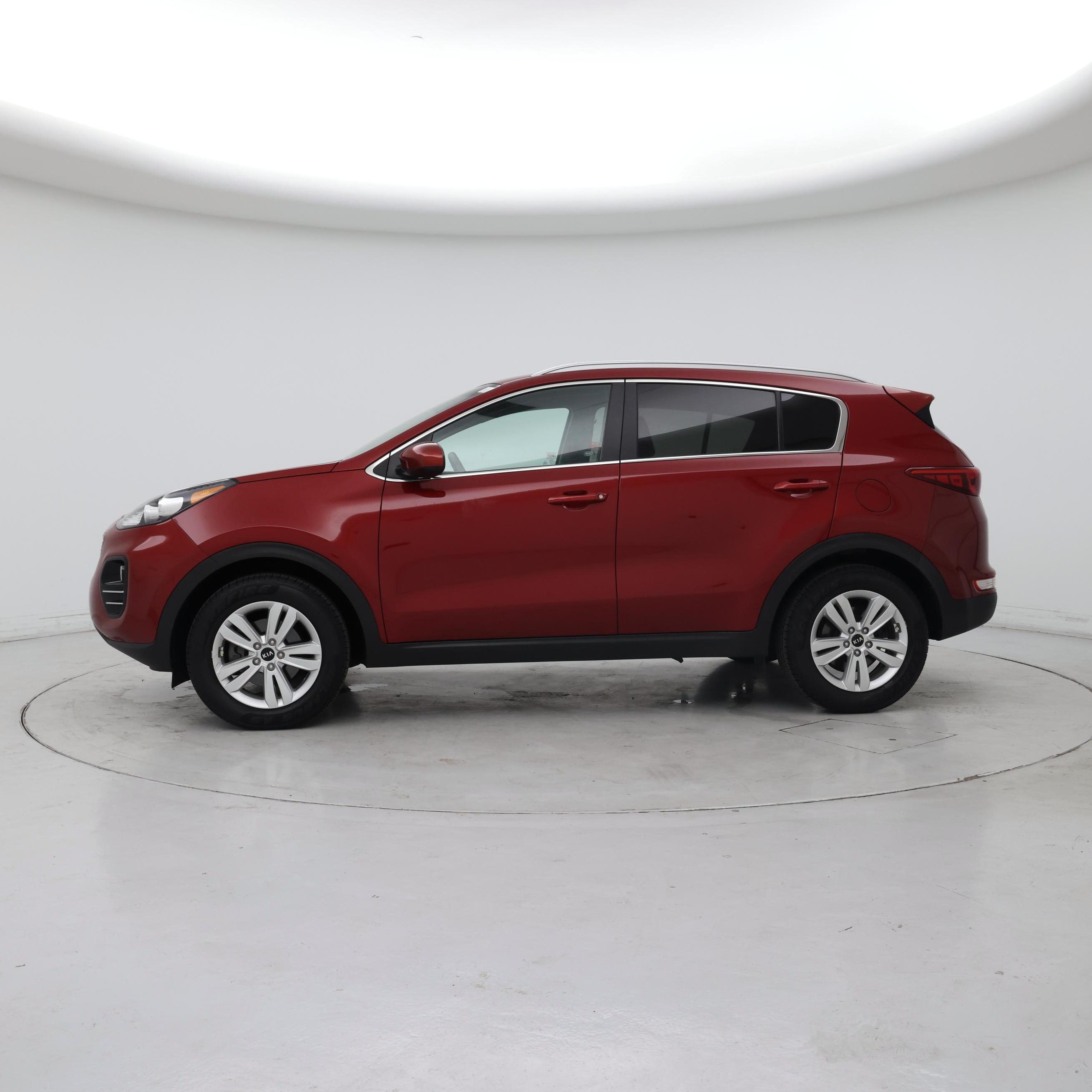Thumbnail: 2019 Kia Sportage - 3