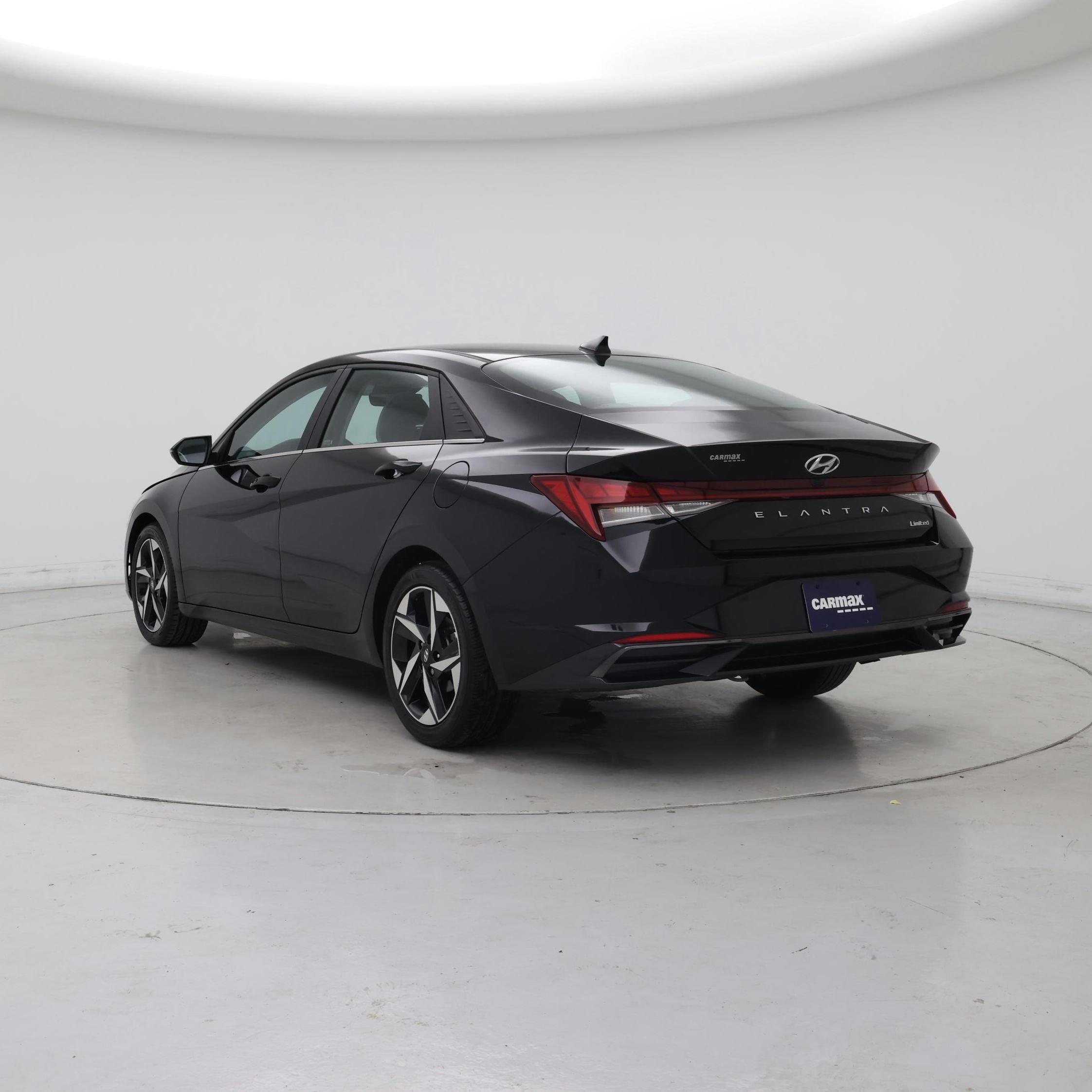 Thumbnail: 2023 Hyundai Elantra - 2