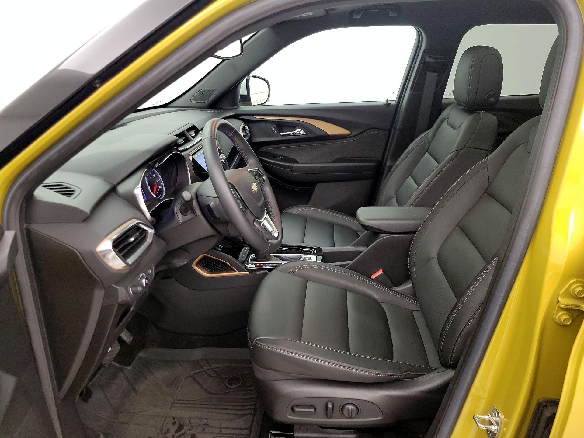 Thumbnail: 2023 Chevrolet TrailBlazer - 11