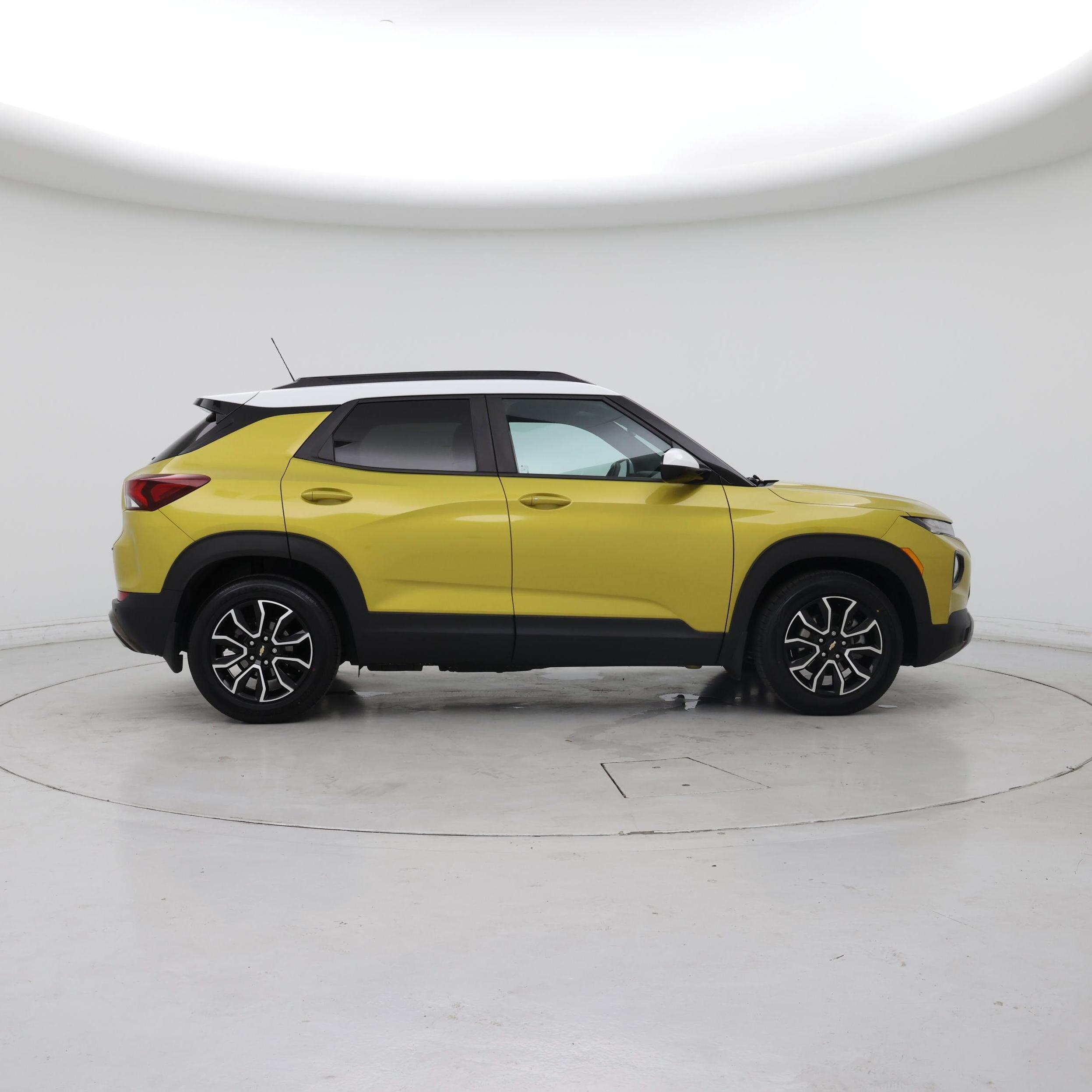 Thumbnail: 2023 Chevrolet TrailBlazer - 7