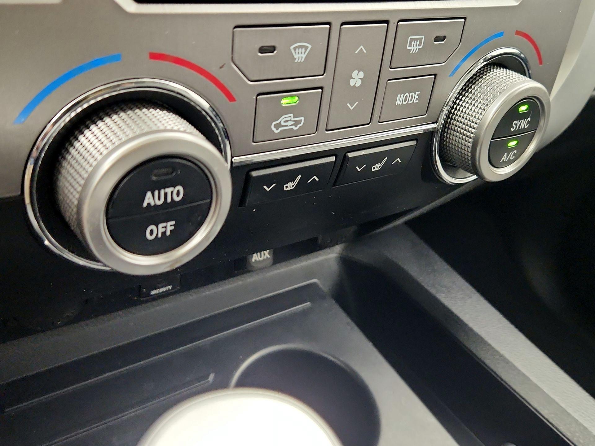 Thumbnail: 2018 Toyota Tundra - 16