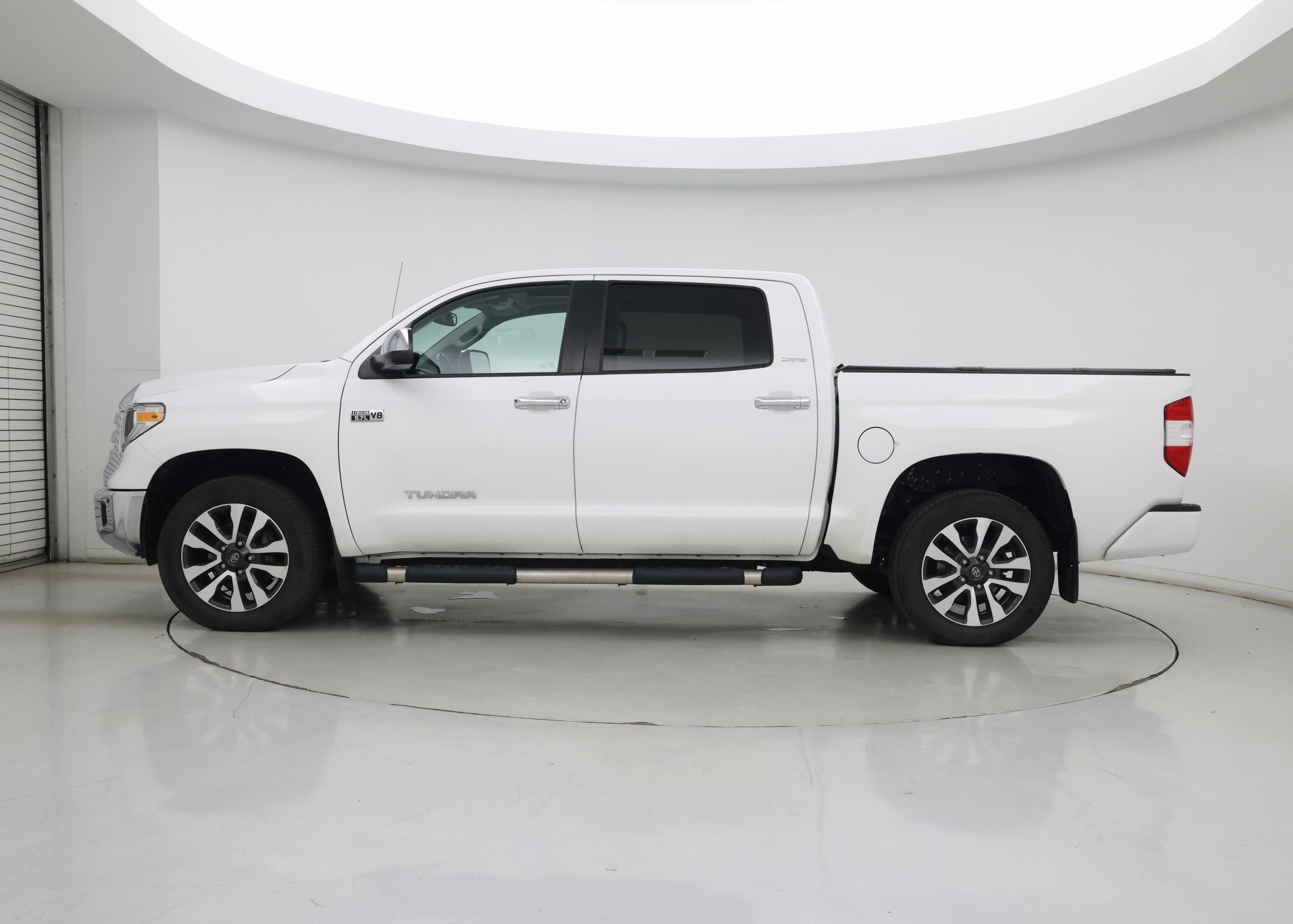 Thumbnail: 2018 Toyota Tundra - 3