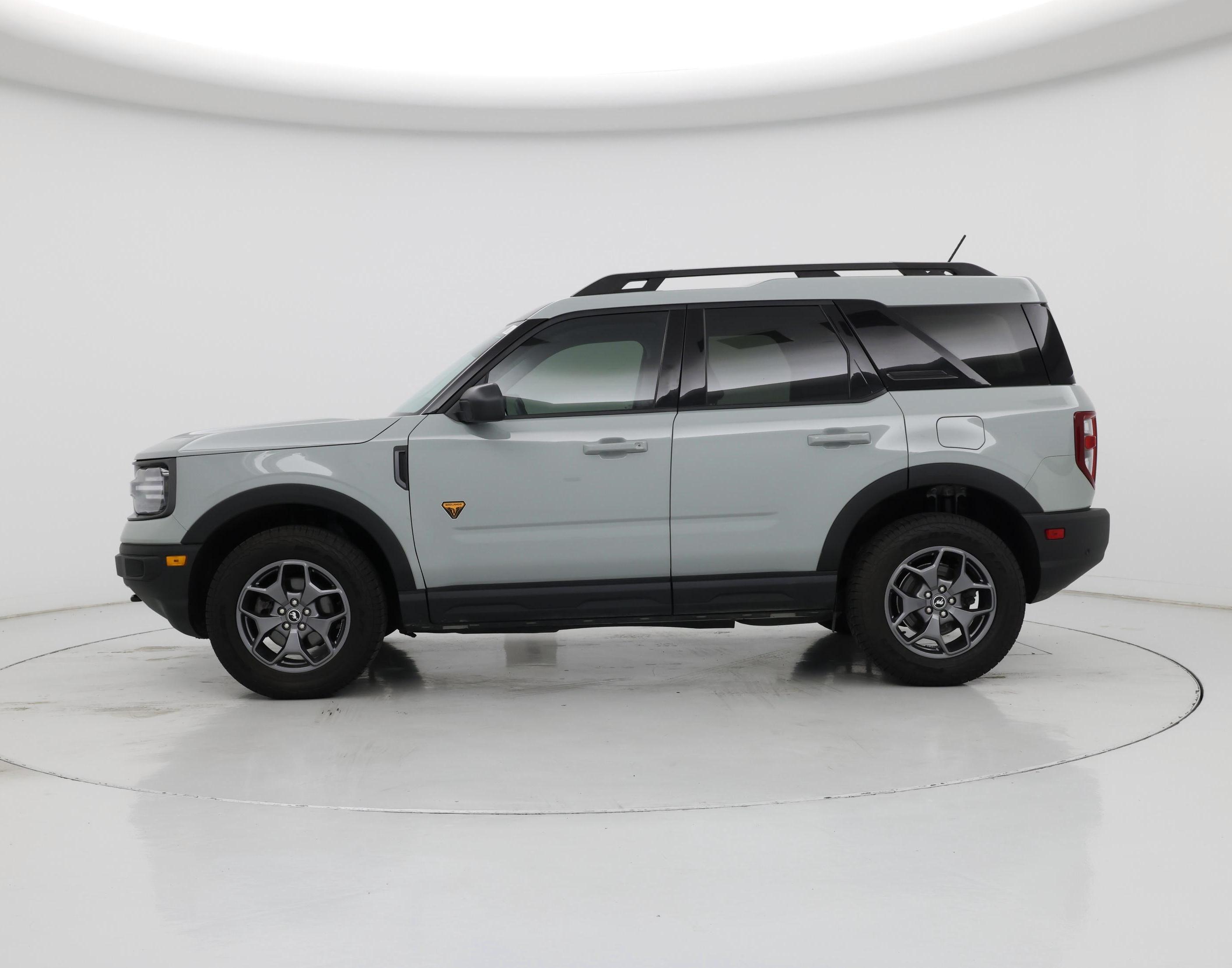 Thumbnail: 2023 Ford Bronco Sport - 3