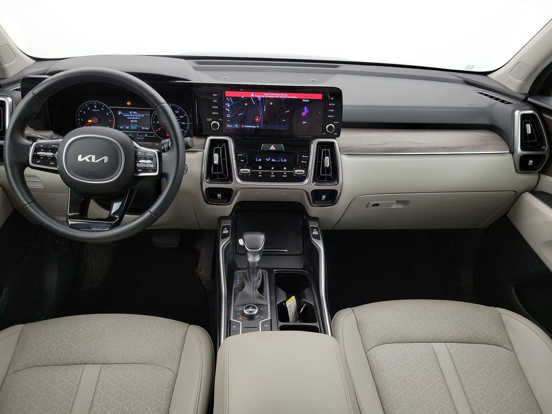 Thumbnail: 2023 Kia Sorento - 9