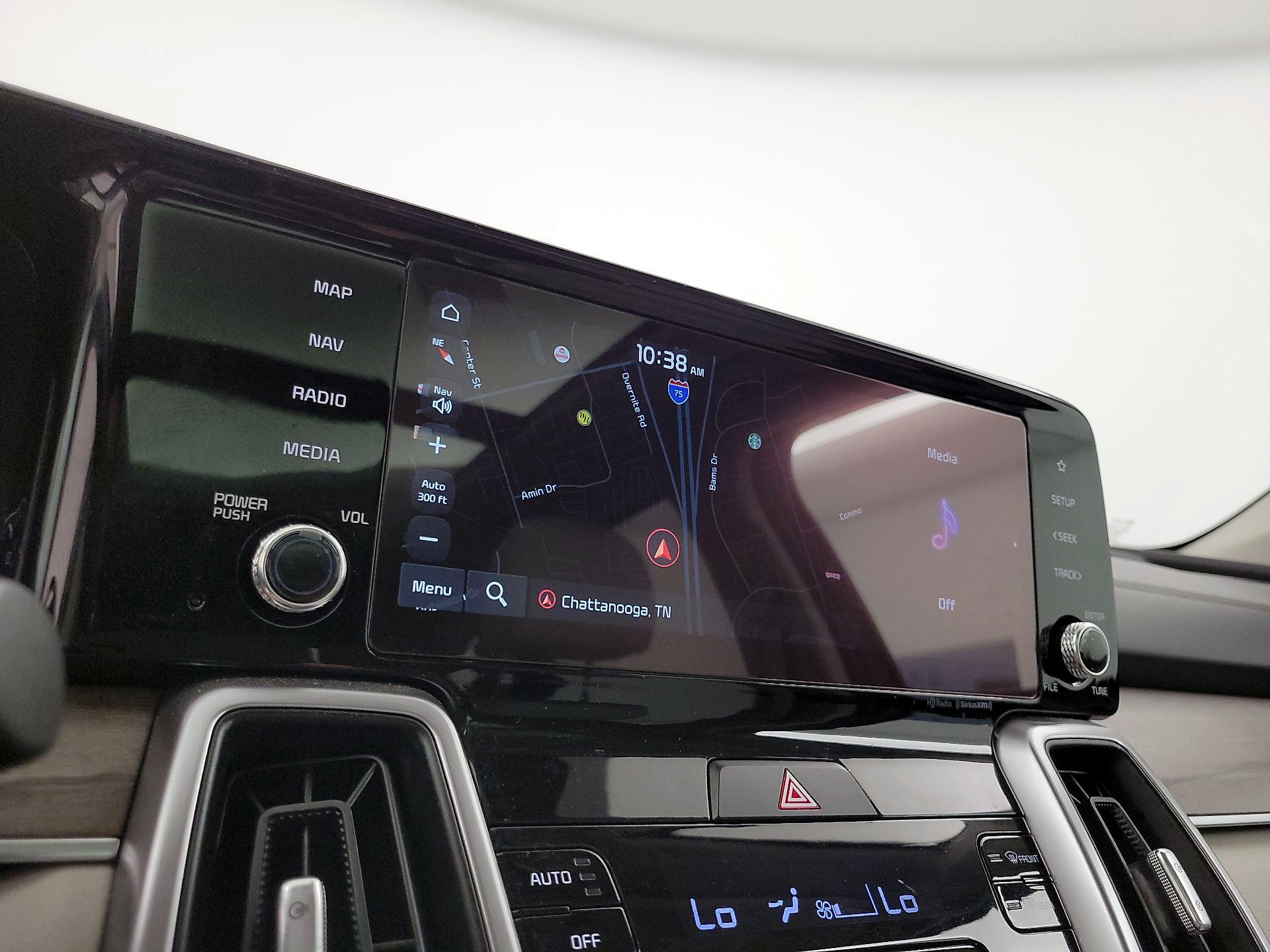 Thumbnail: 2023 Kia Sorento - 14
