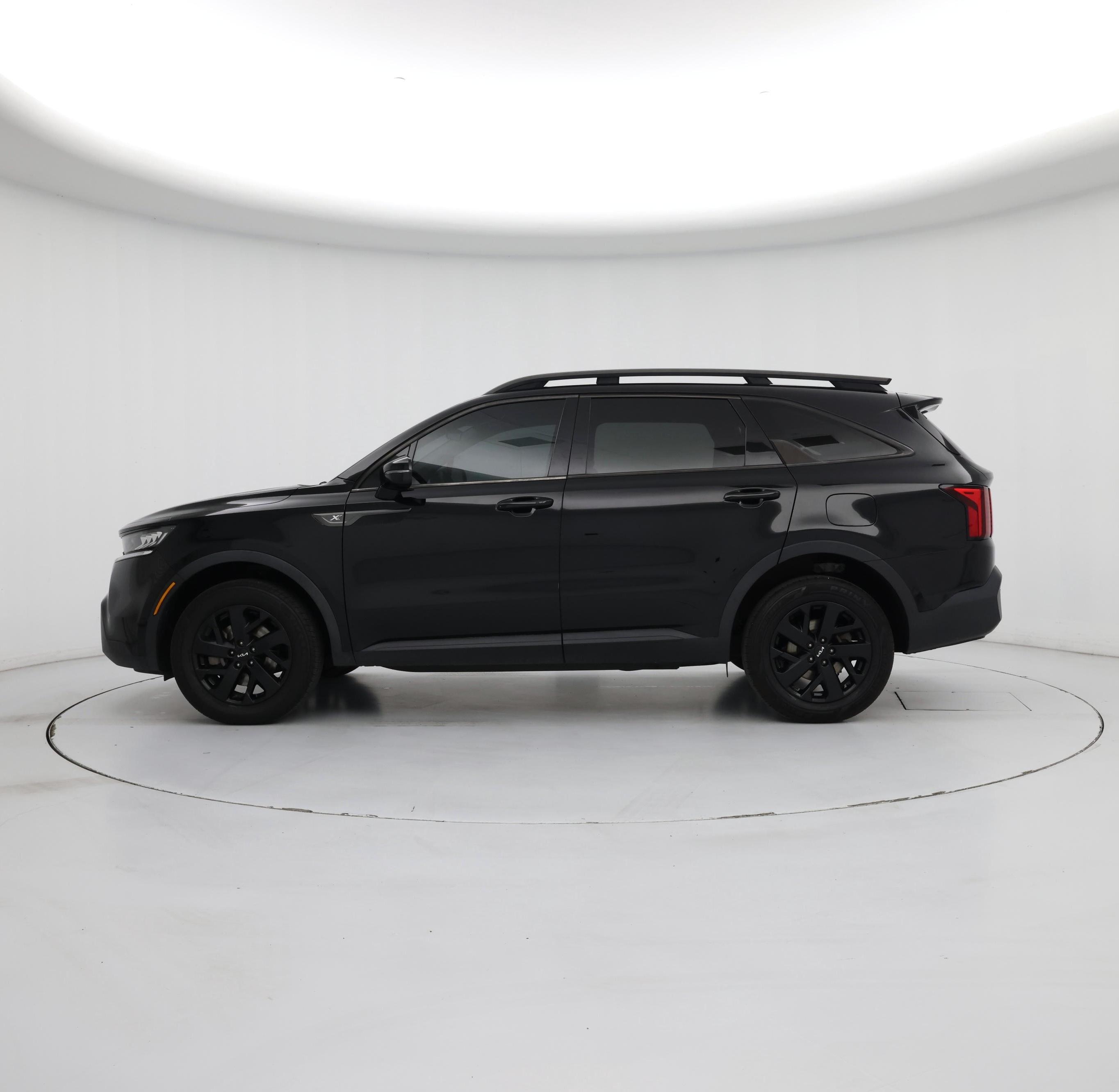 Thumbnail: 2022 Kia Sorento - 3