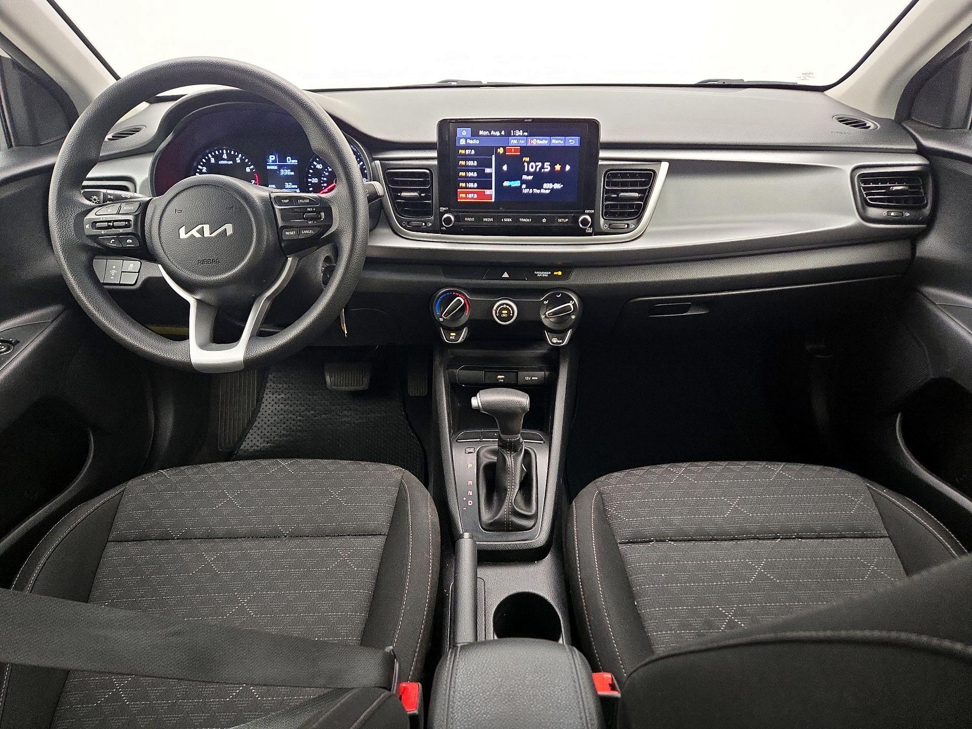 Thumbnail: 2022 Kia Rio - 9