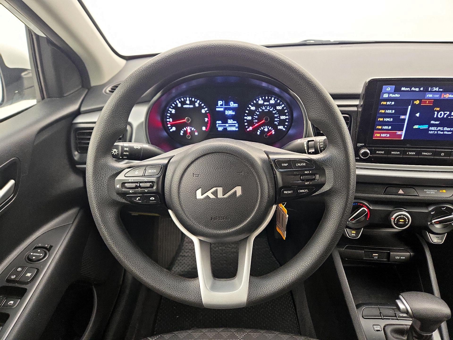 Thumbnail: 2022 Kia Rio - 10