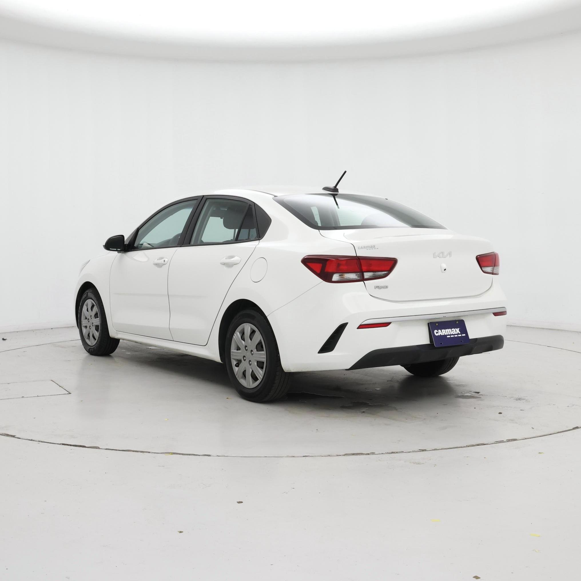 Thumbnail: 2022 Kia Rio - 2