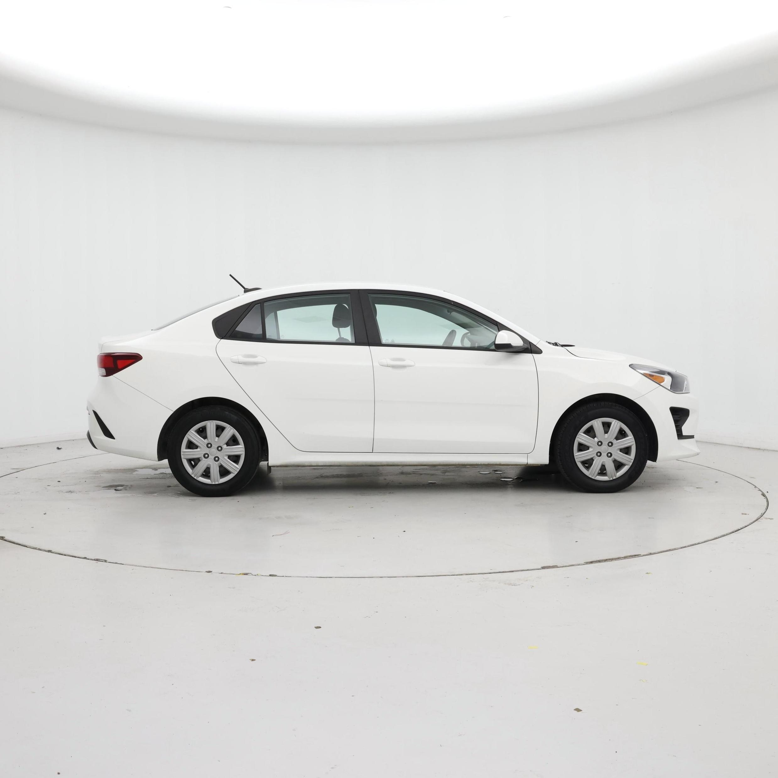 Thumbnail: 2022 Kia Rio - 7