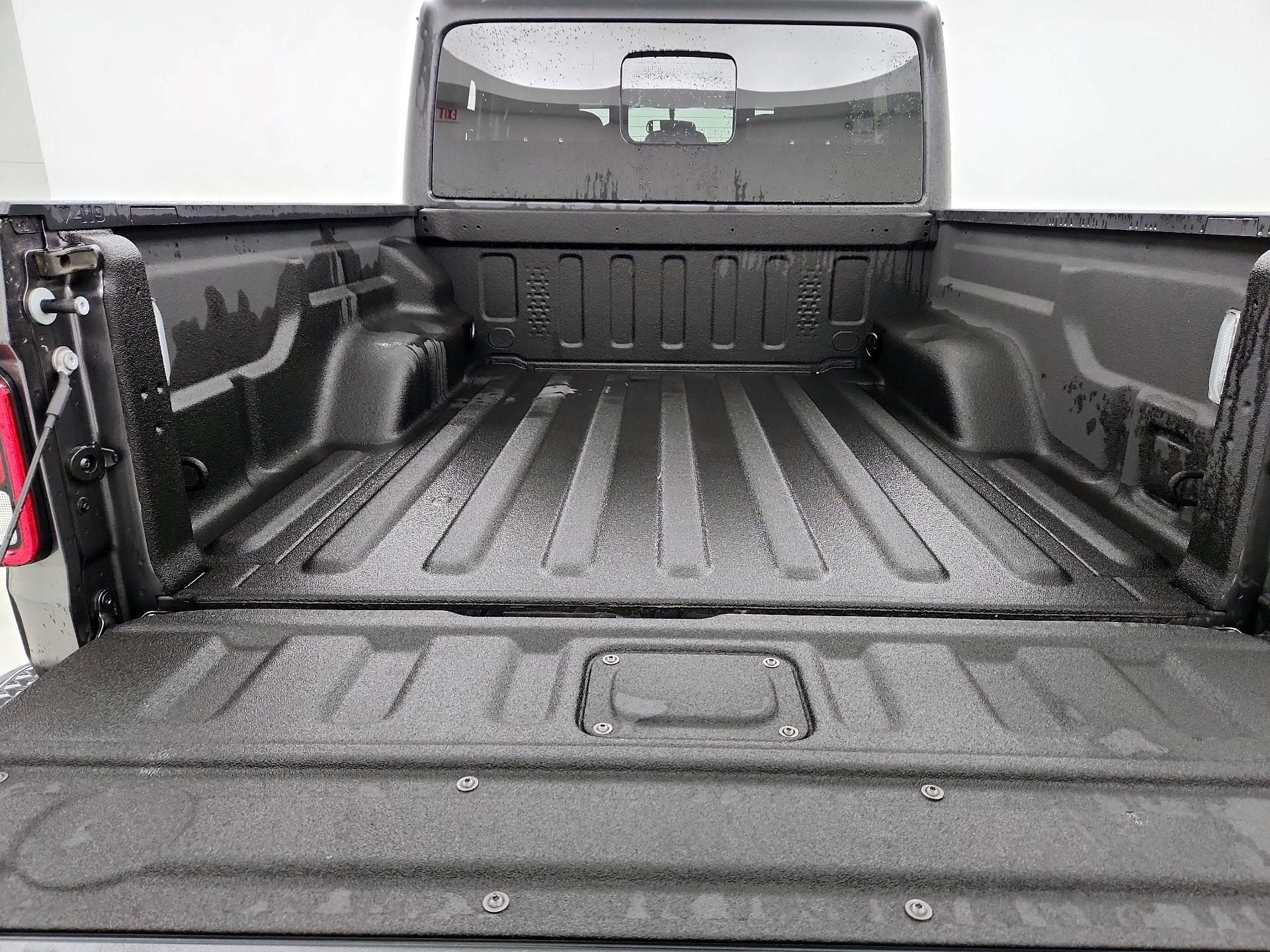 Thumbnail: 2022 Jeep Gladiator - 20