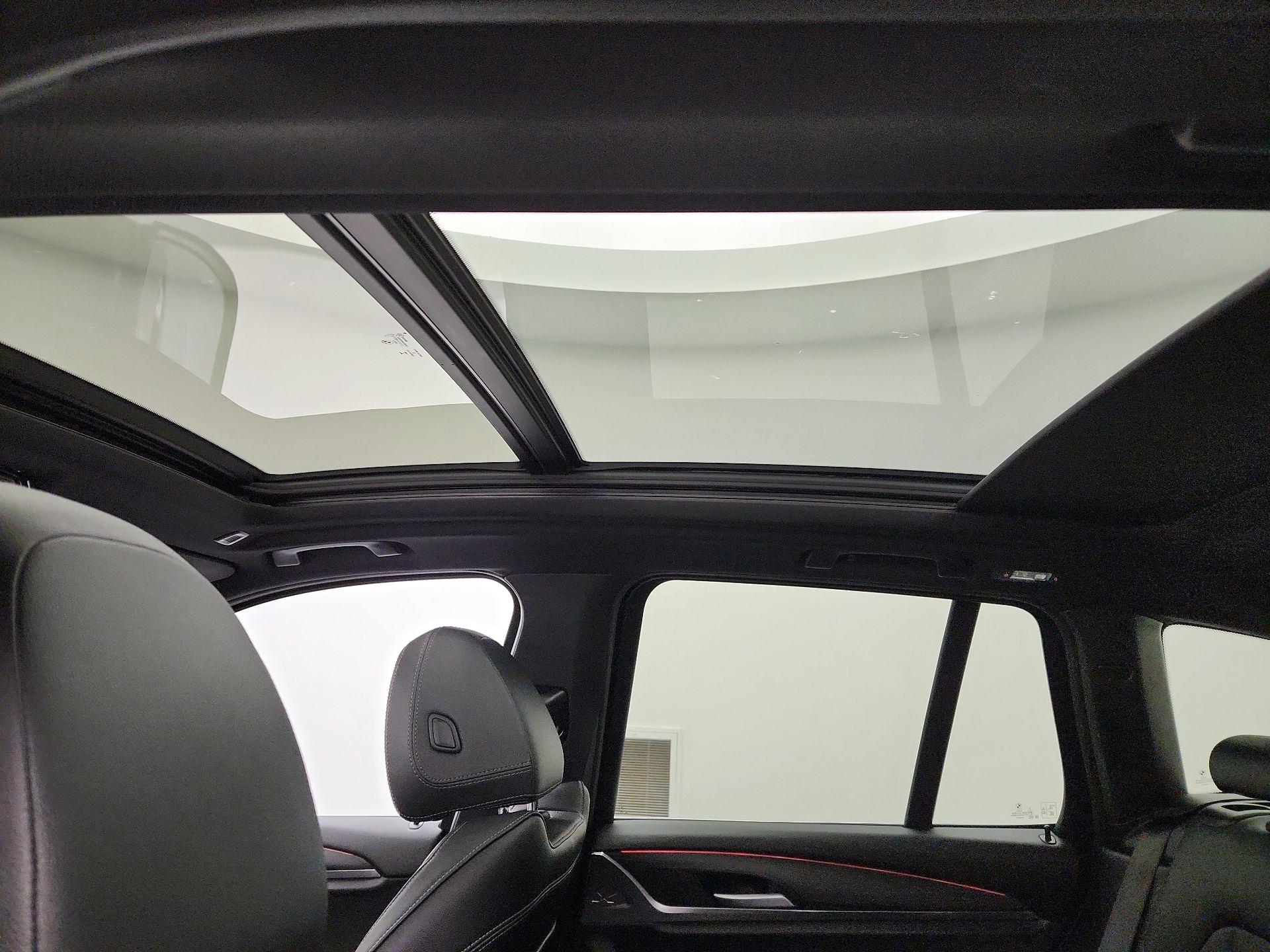 Thumbnail: 2022 BMW X3 - 20