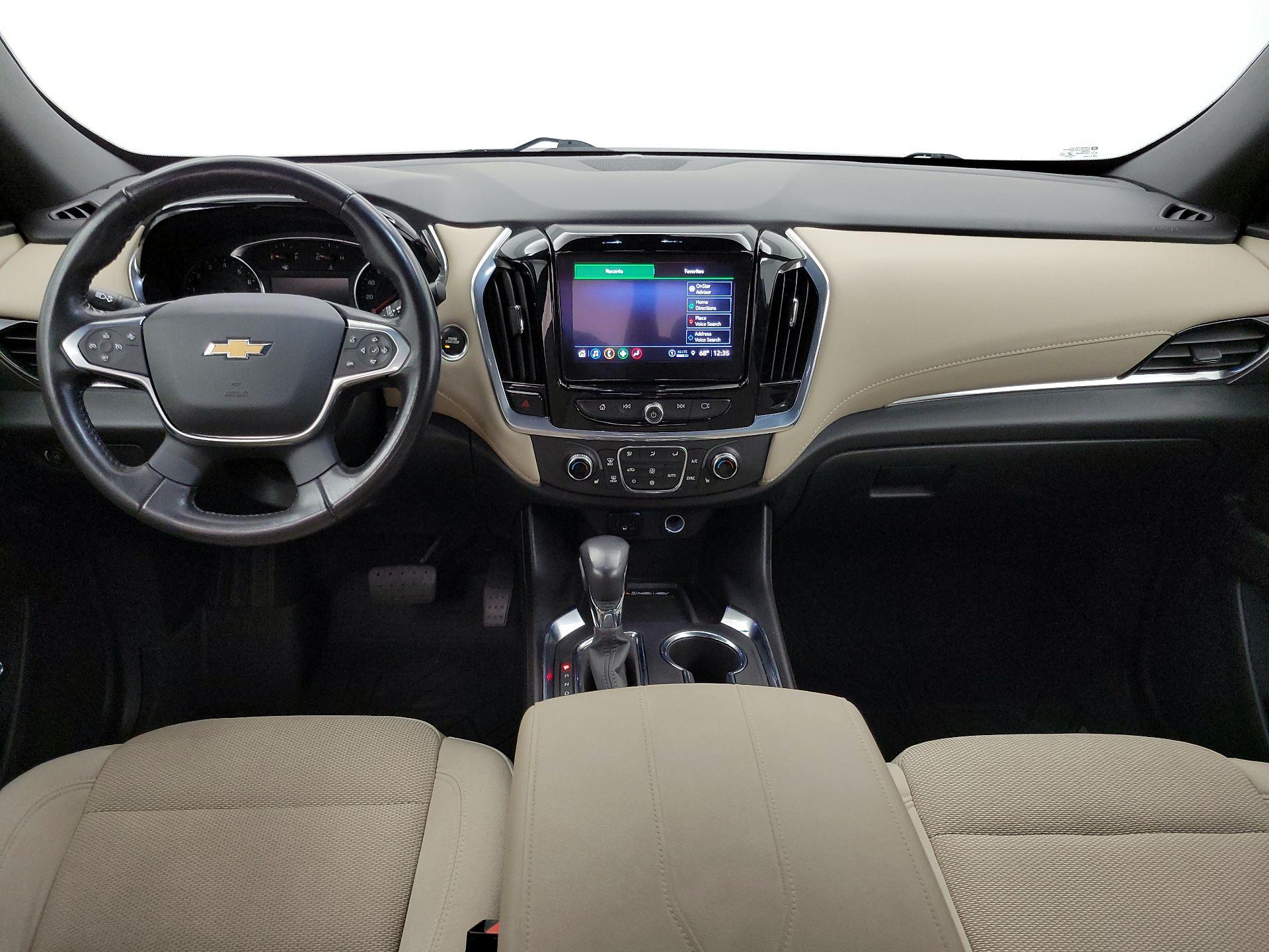 Thumbnail: 2022 Chevrolet Traverse - 9