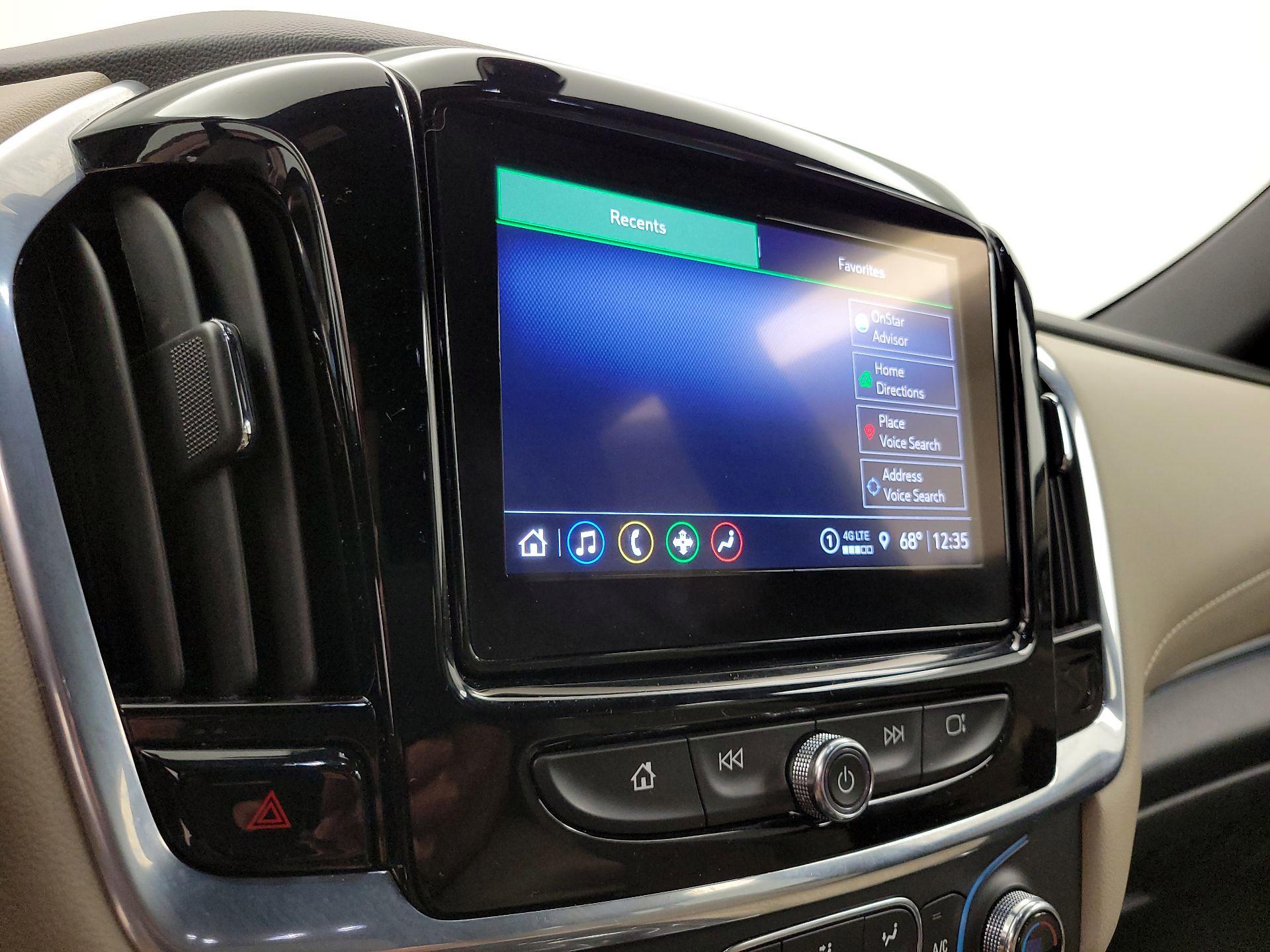 Thumbnail: 2022 Chevrolet Traverse - 14