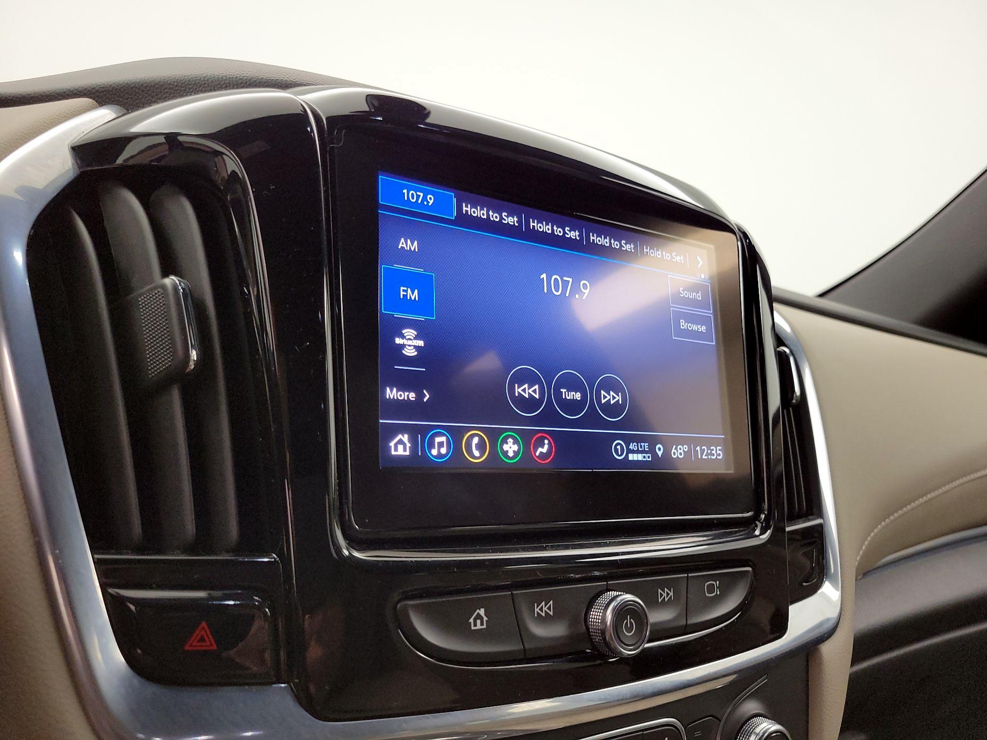 Thumbnail: 2022 Chevrolet Traverse - 16